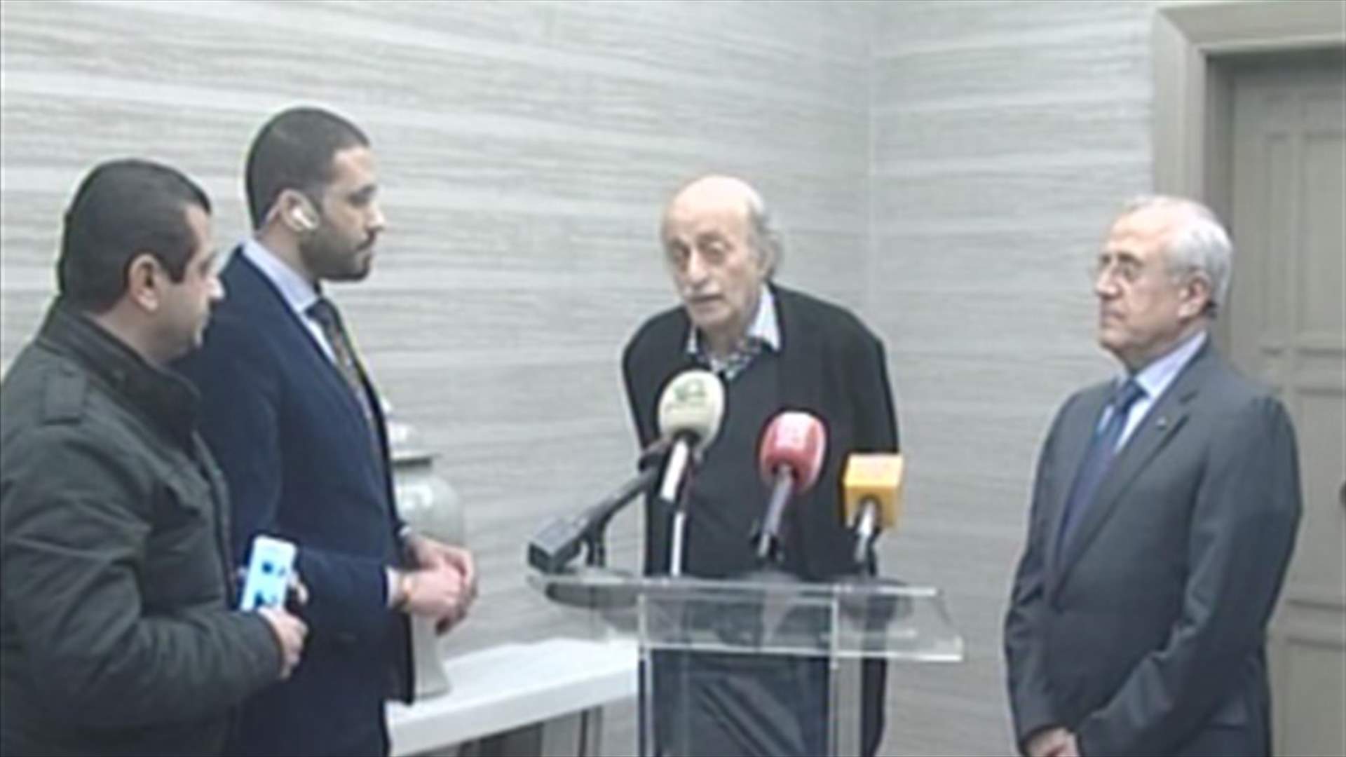 سليمان التقى الحريري وجنبلاط وتأكيد على ضرورة انتخاب رئيس