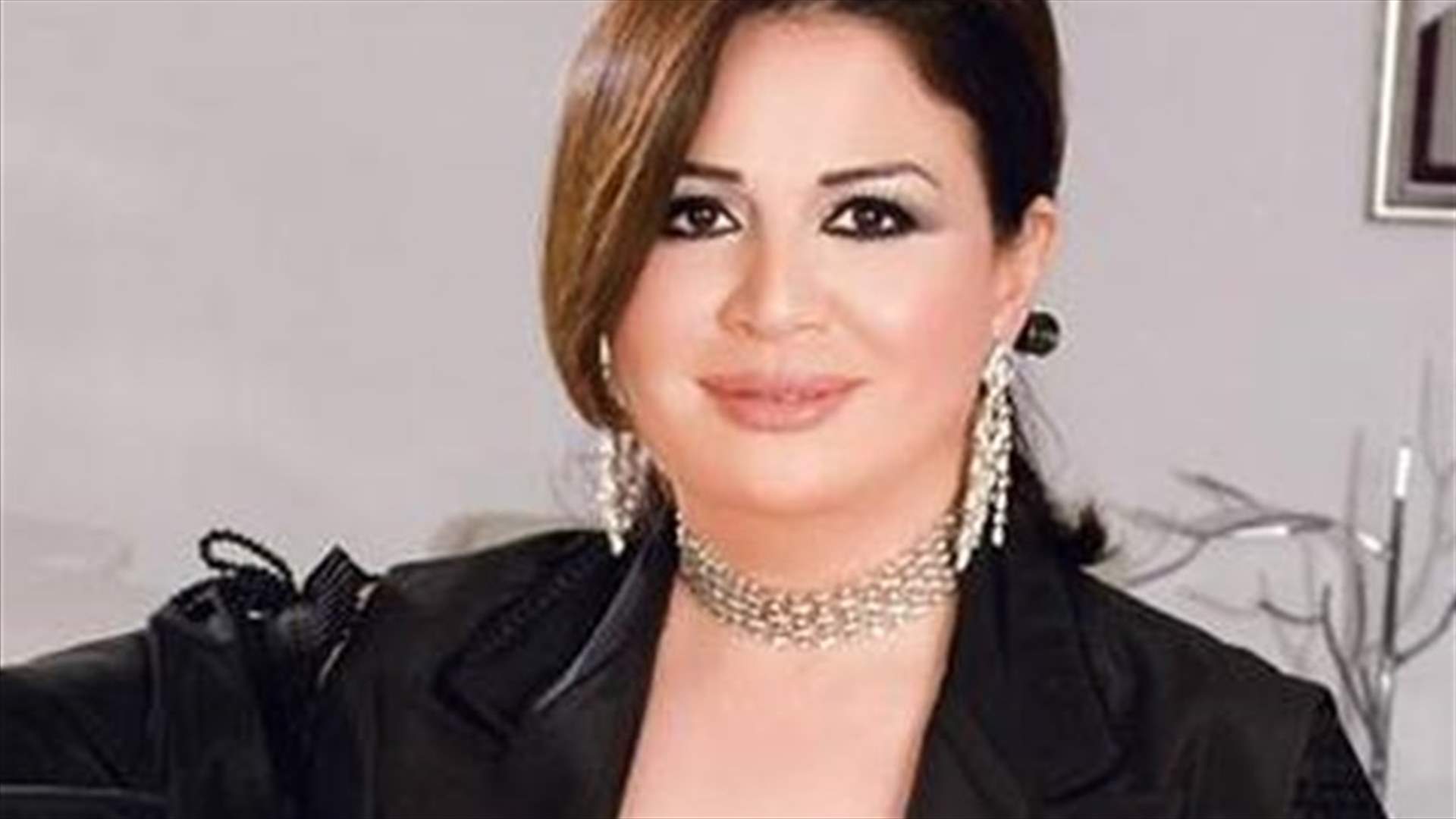 الهام شاهين رشيقة.. اليكم تفاصيل "حمية الماء" الألمانية