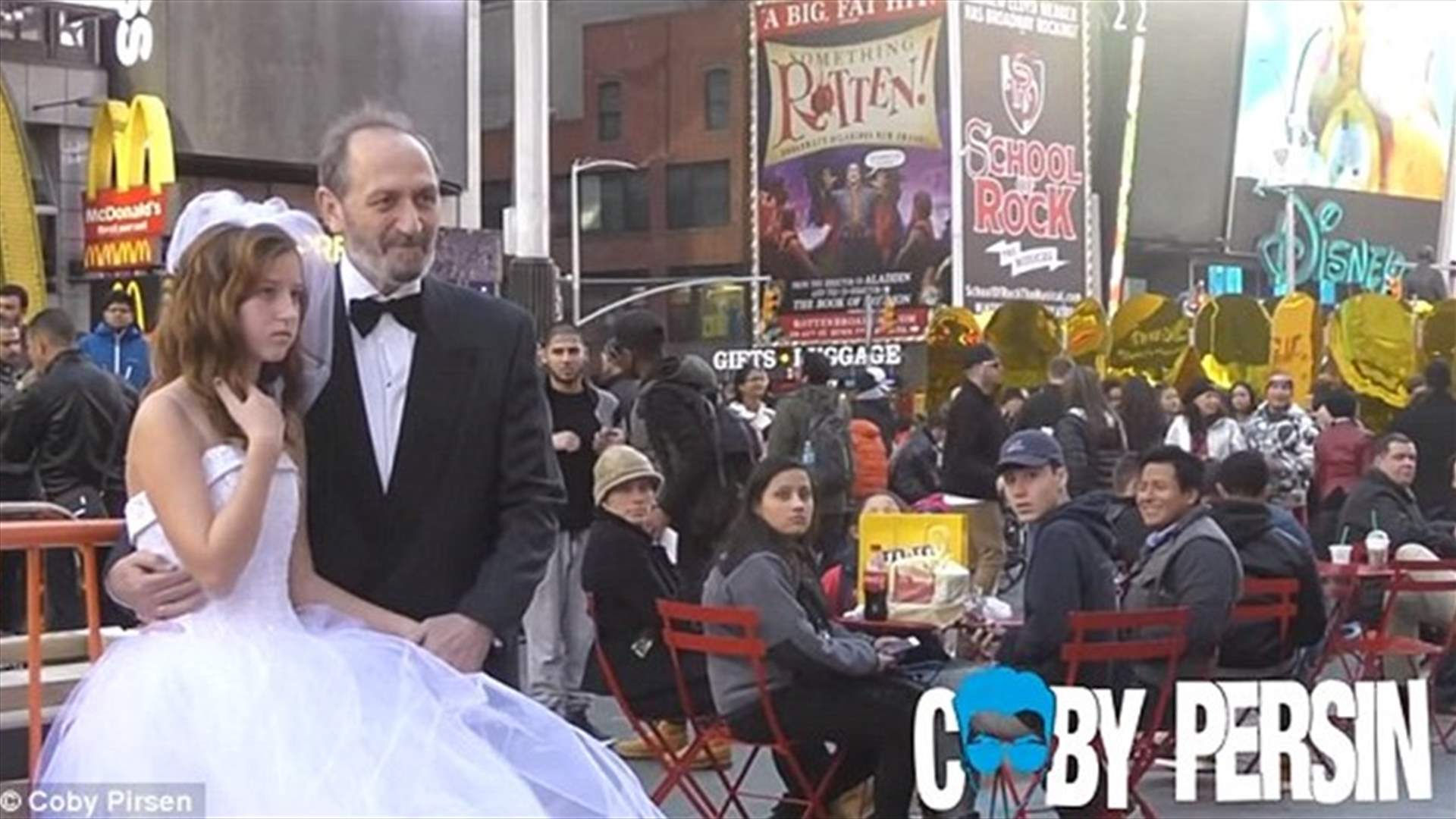 بالفيديو: ما قصّة الستينيّ الذي تزوّج ابنة الـ 12 عاماً؟