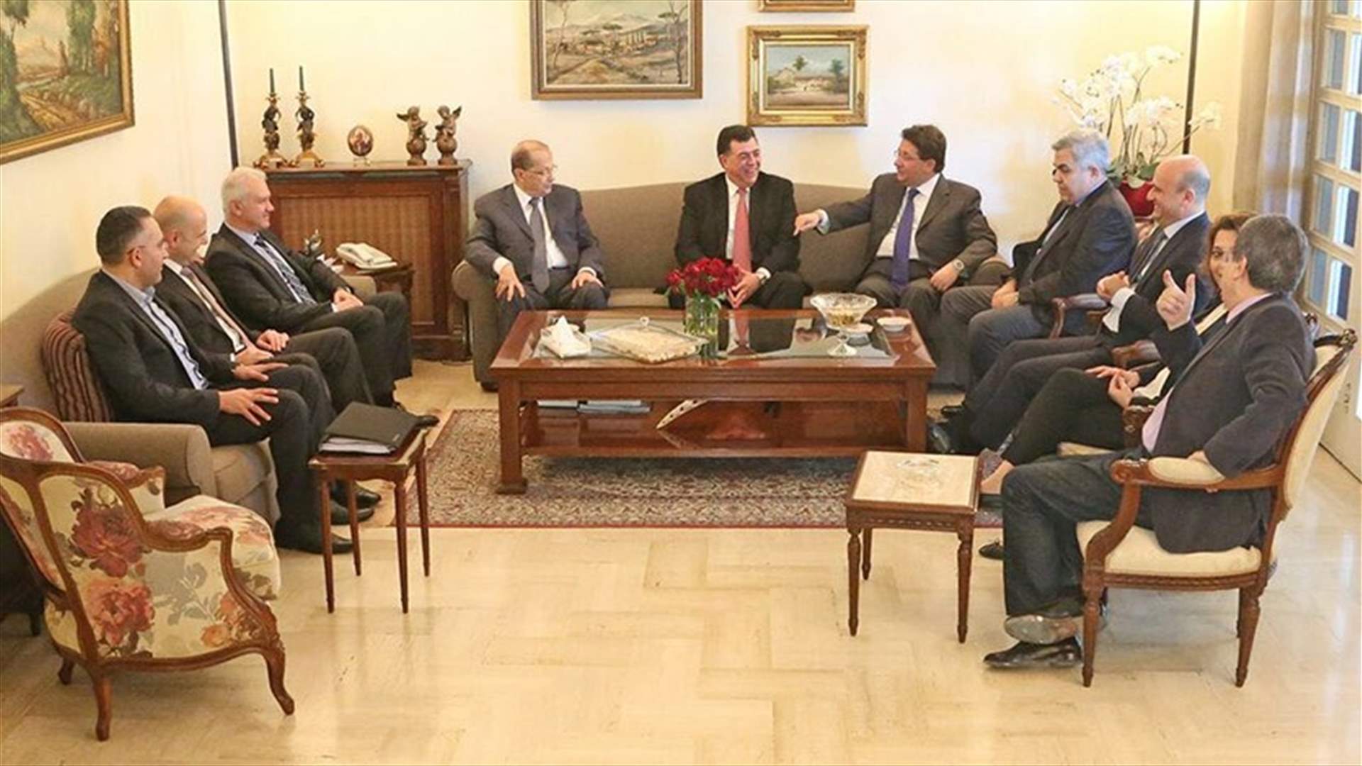 وفد قواتي وآخر من "الاشتراكي" في الرابية