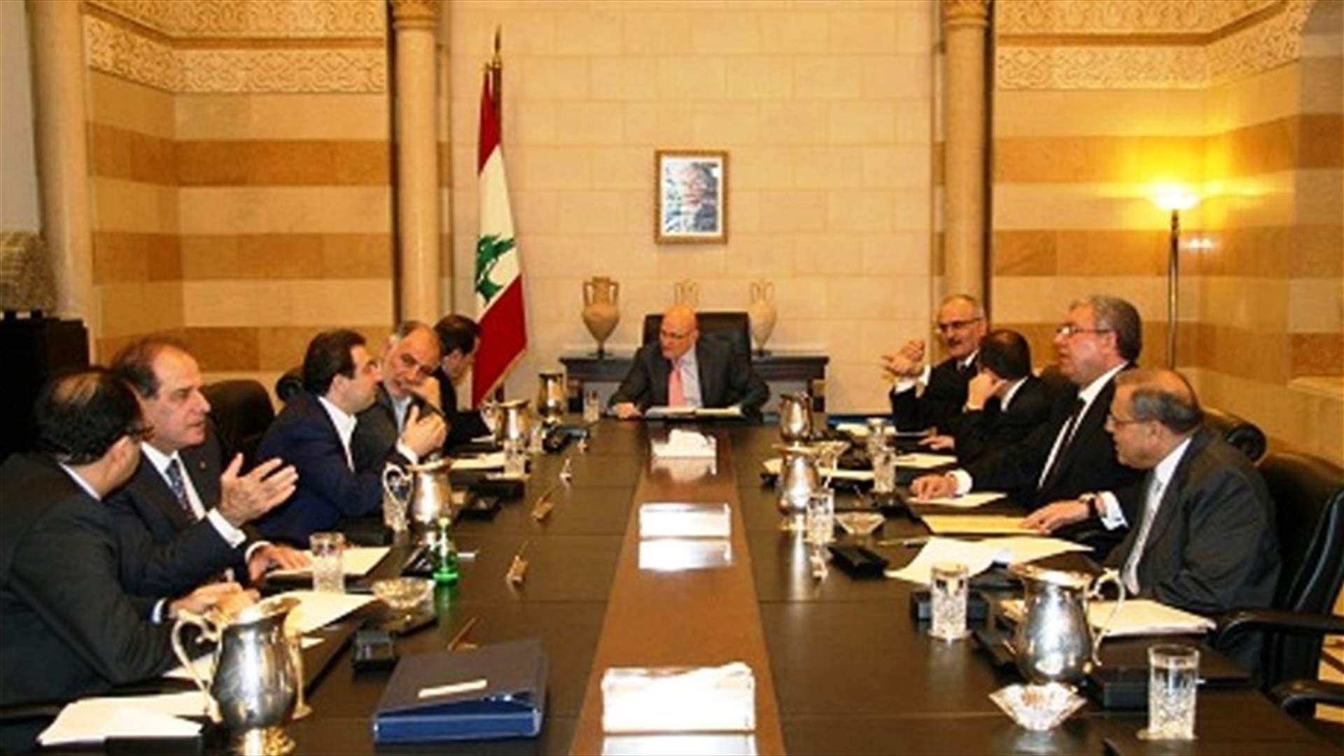 الحكومة صامدة... والسعودية ما زالت غاضبة
