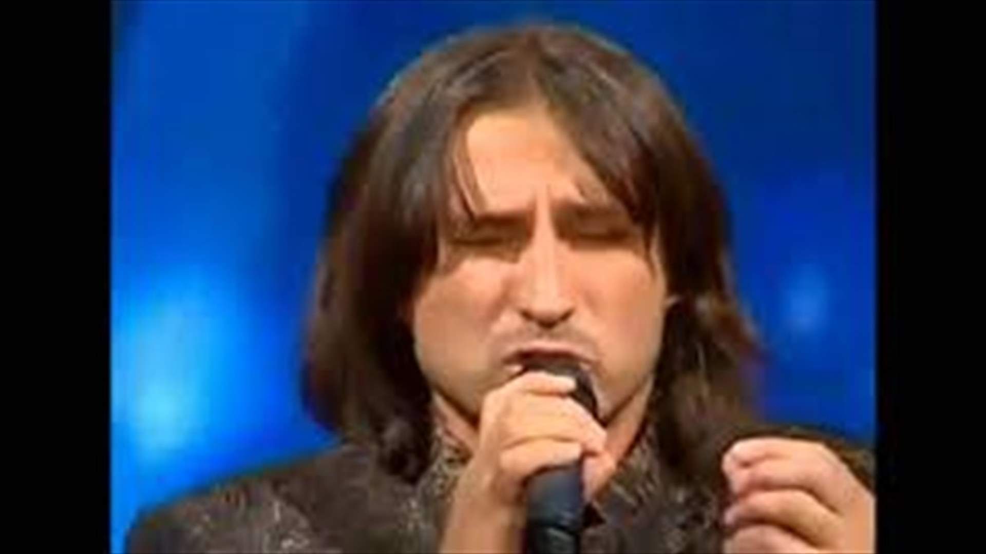 بالفيديو: الأصوات التي يُقلّدها ستأخذك إلى عالم الخيال
