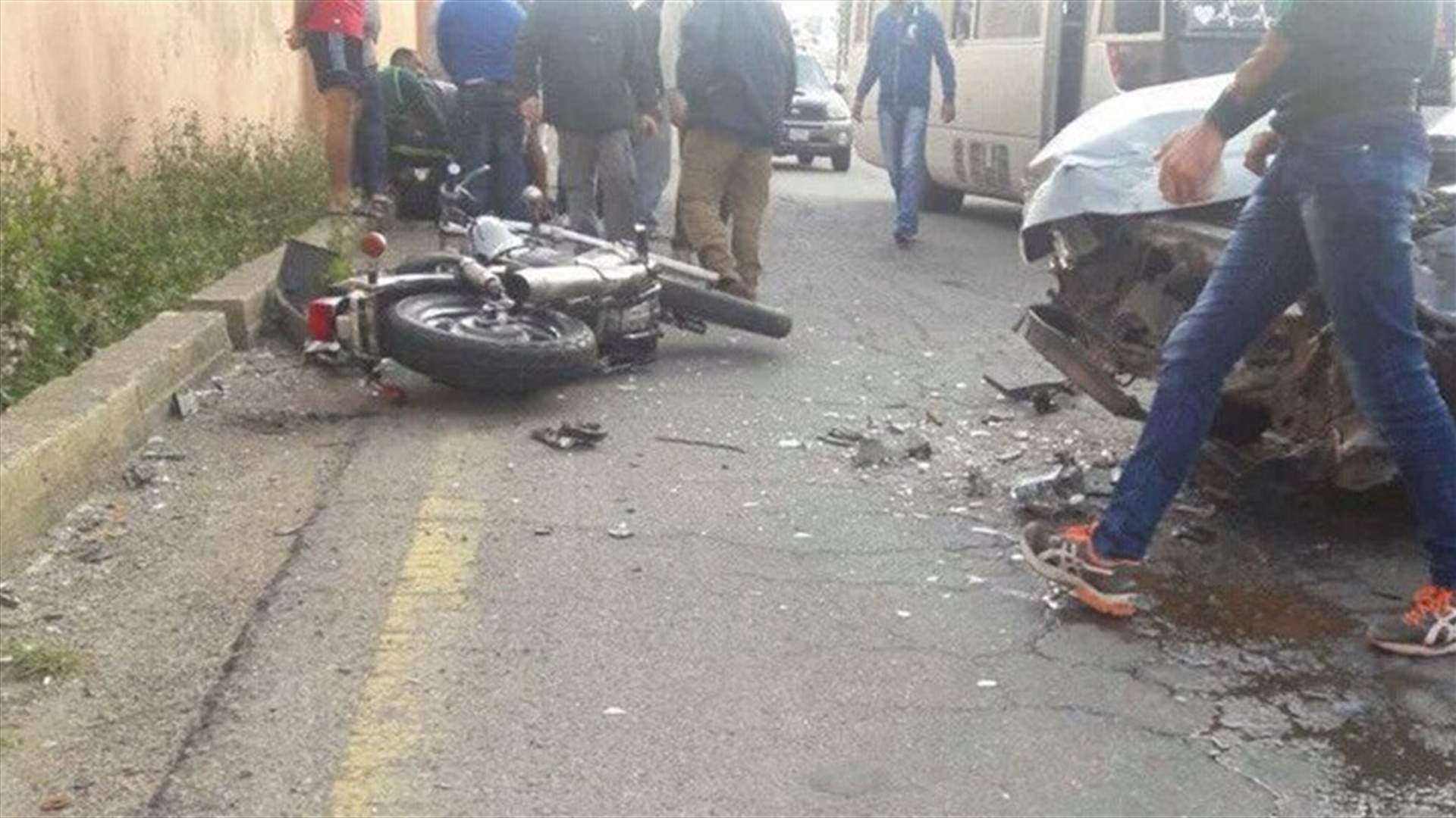 جرحى في حادث سير على طريق عام انصارية