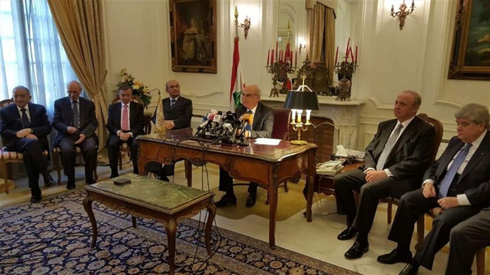 عصام سليمان أعلن مشروع توسيع صلاحيات المجلس الدستوري