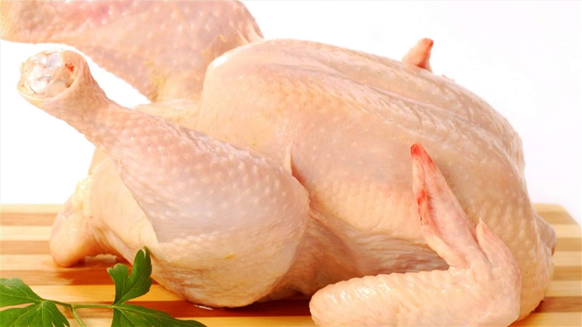 4 خطوات لغسل الدجاج 