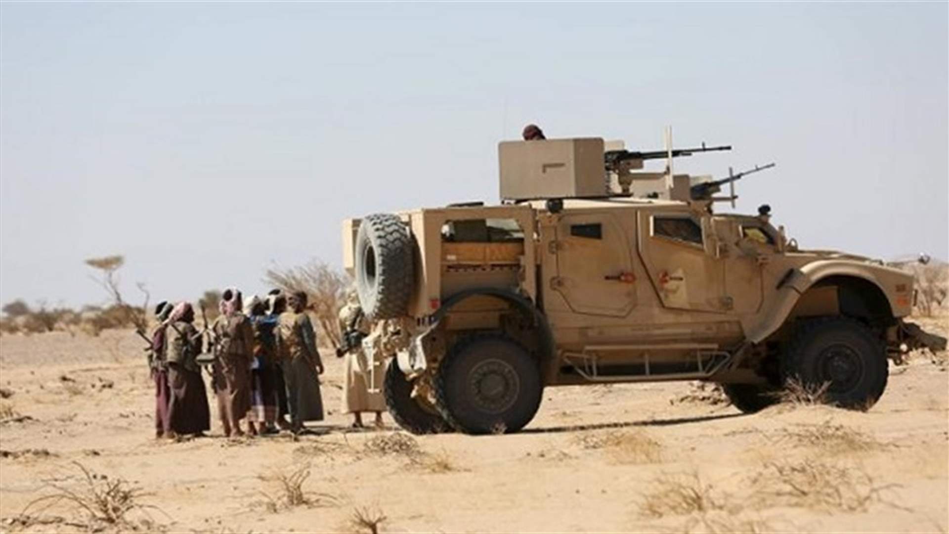 معارك عنيفة حول مدينة تعز اليمنية المحاصرة