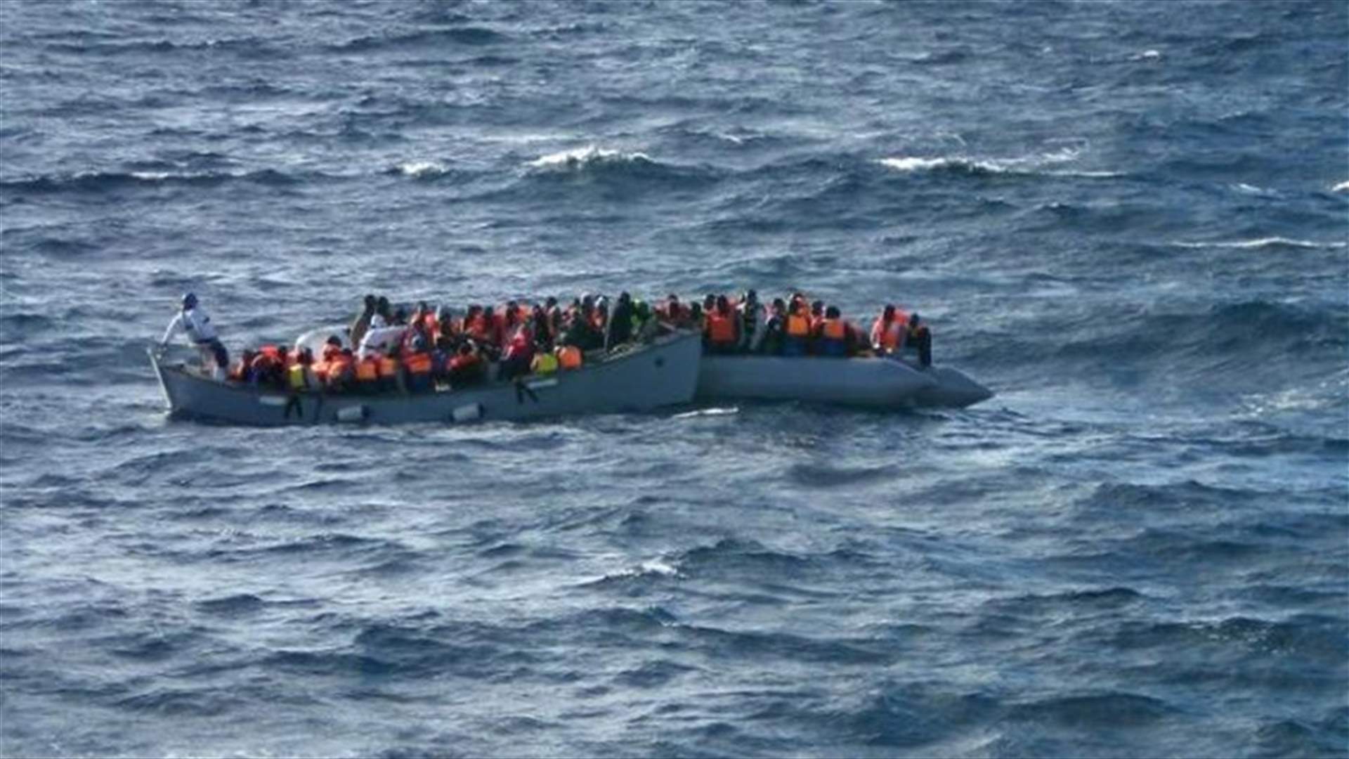 اغاثة اكثر من 1800 مهاجر وانتشال جثتين منذ الثلاثاء قبالة السواحل الليبية