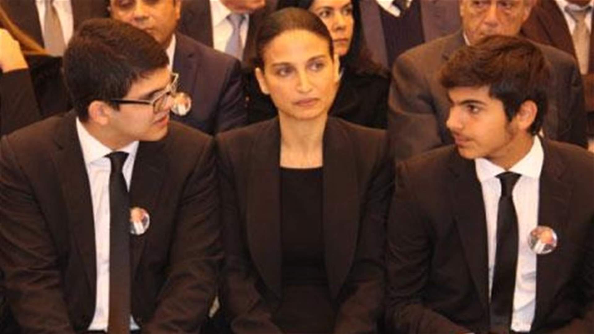 الأخبار: زعامة آل سكاف "على المحكّ"