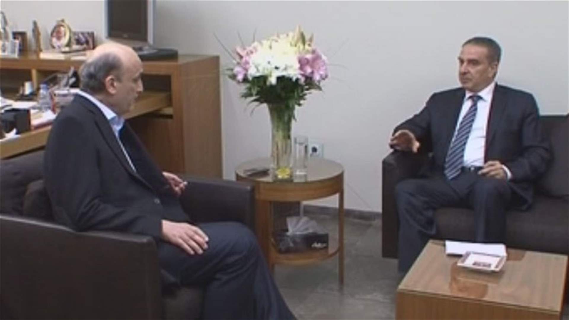 LF leader Geagea holds talks with Tourism Minister Pharaon