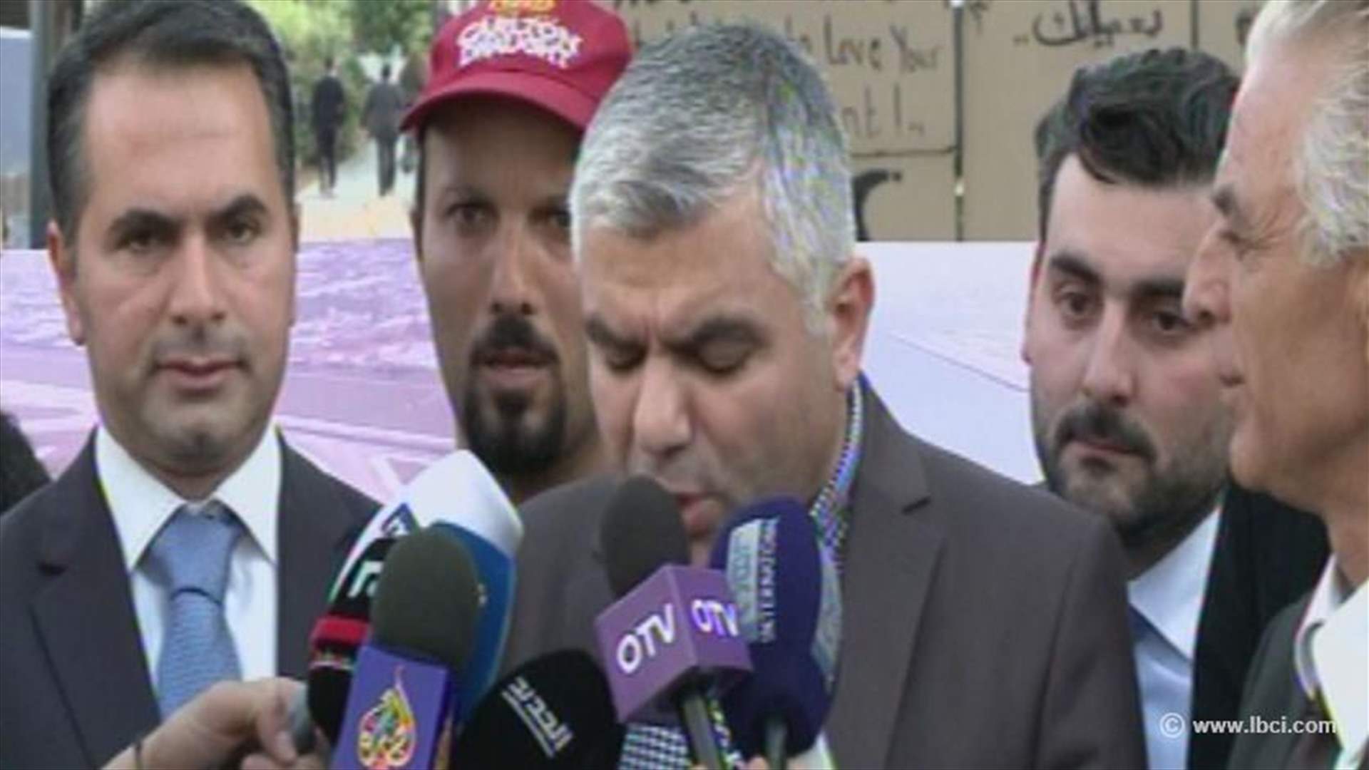 اعتصام لحملة "الشعب يريد إصلاح النظام"