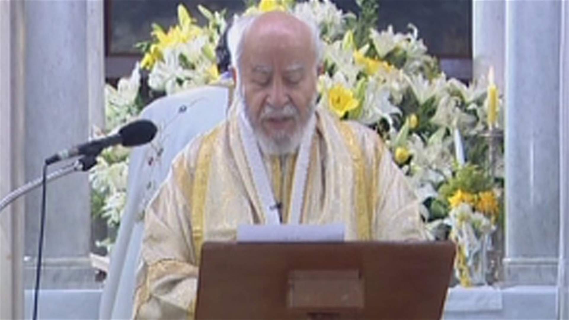 المطران بسترس يدعو السياسيين الى الحوار