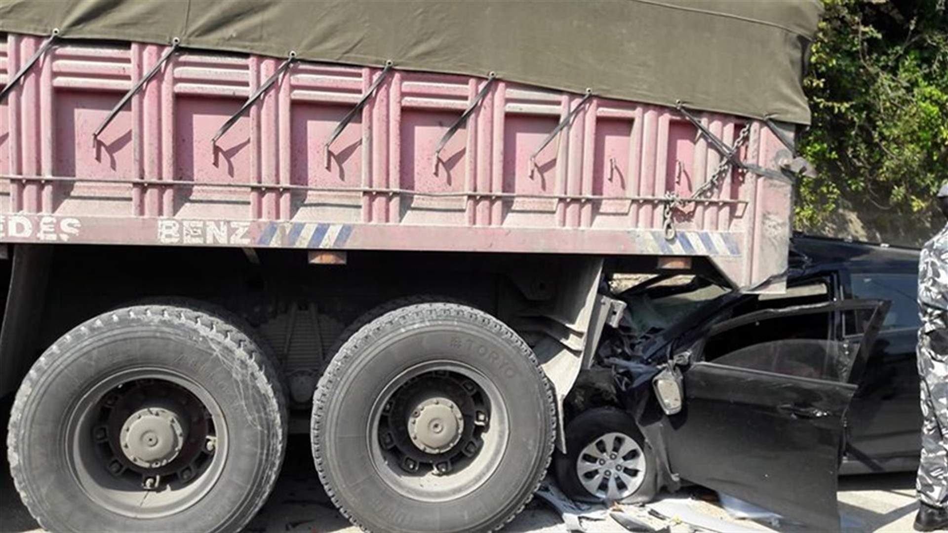 Man killed in horrific car accident in Jbeil