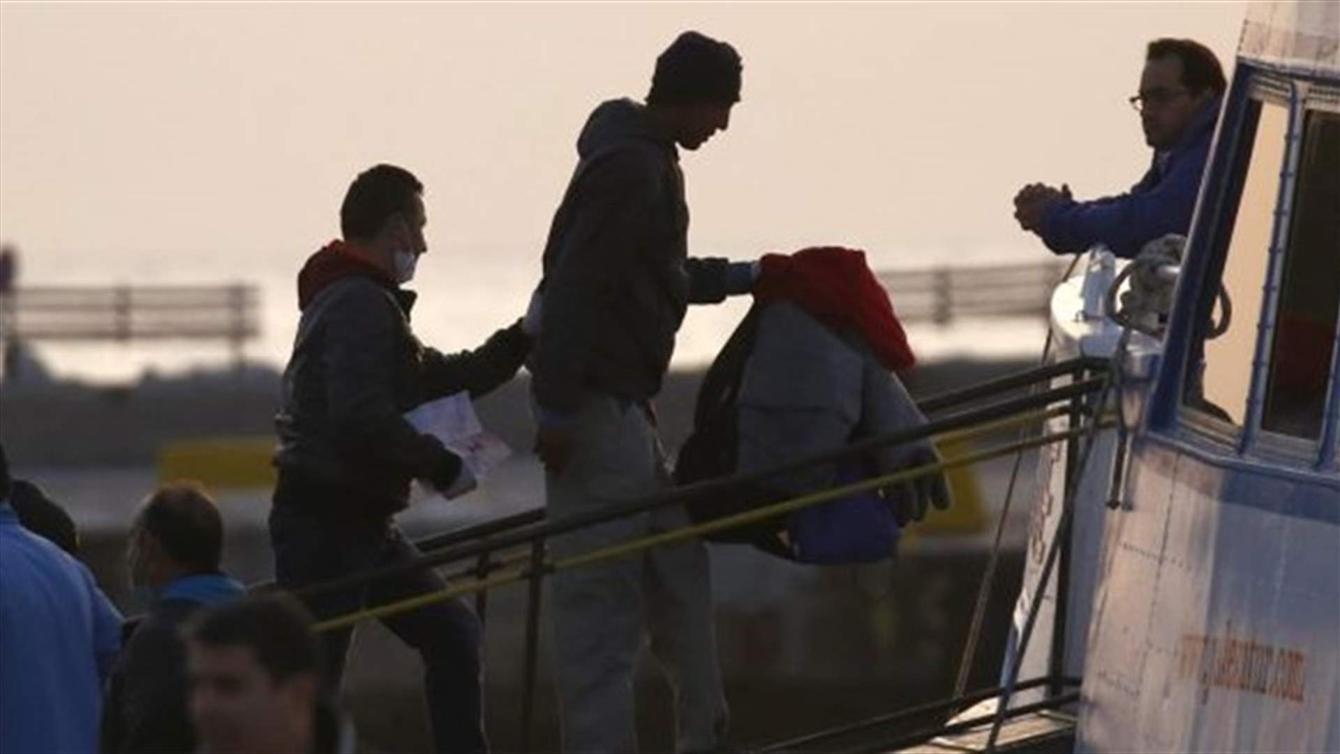 Migrants sent back from Greece arrive in Turkey, no Syrians present 