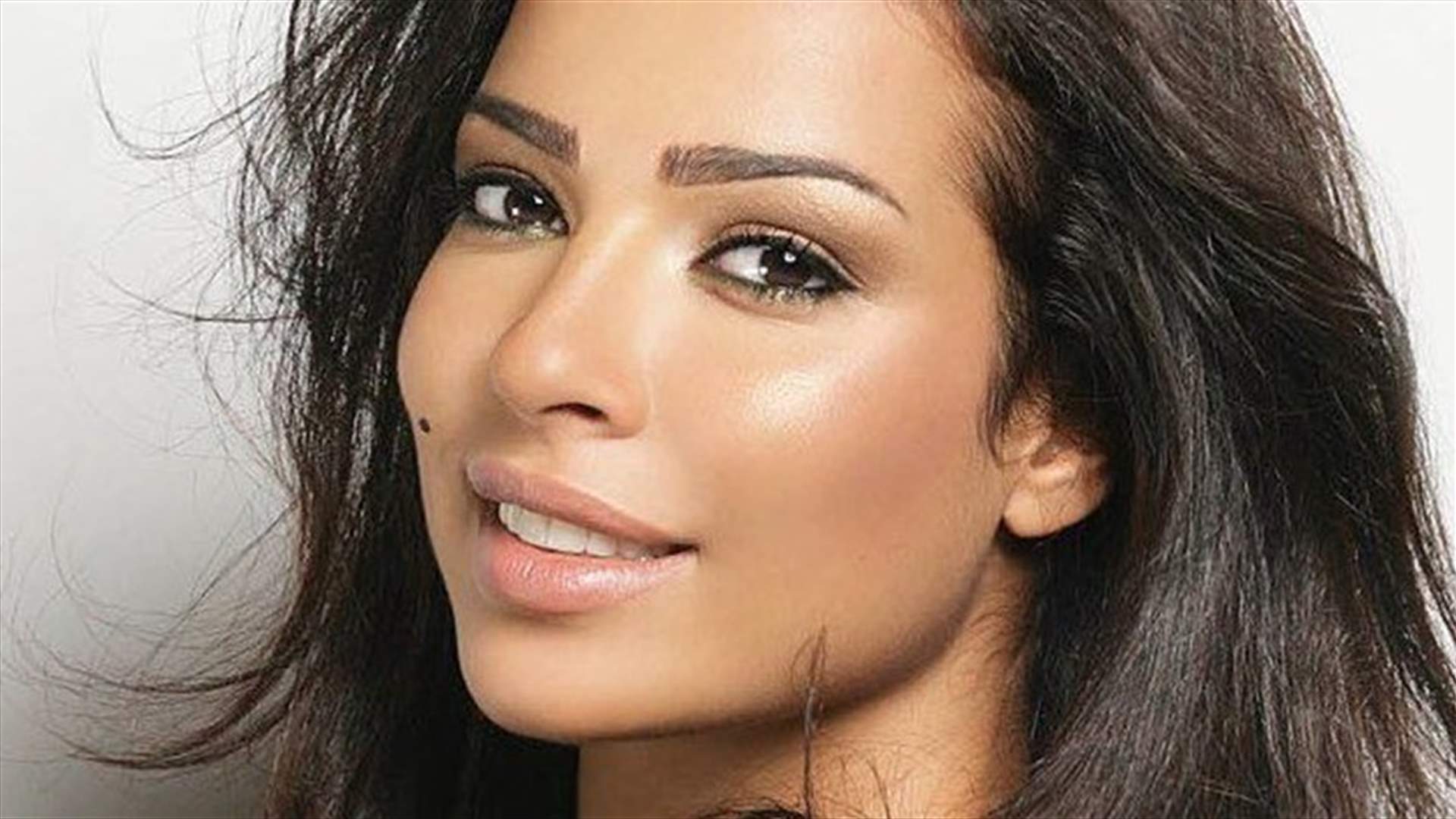 هل نادين نسيب نجيم حامل؟
