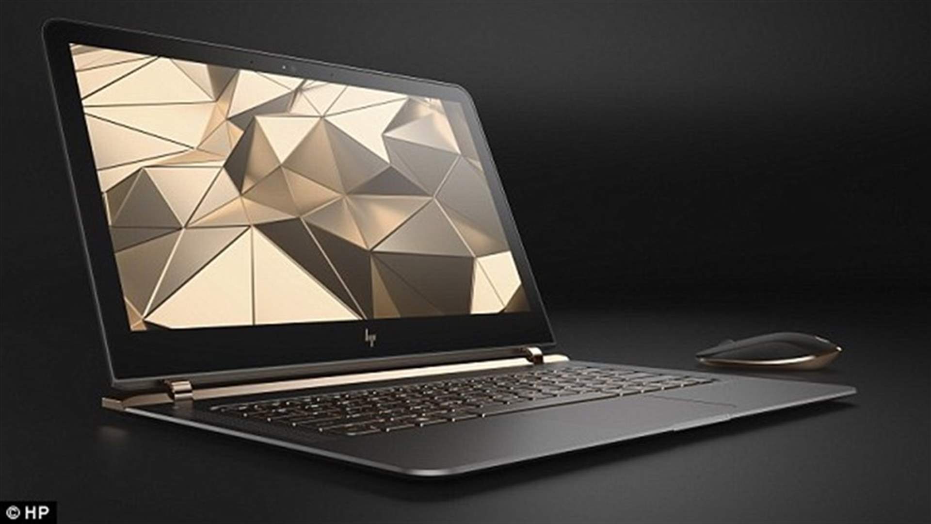 بالفيديو: HP تكشف عن أرفع كمبيوتر محمول لمنافسة آبل