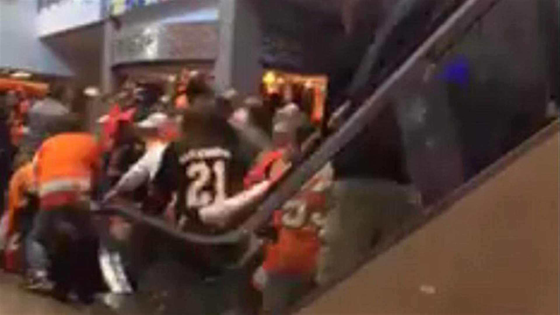 [VIDEO] Escalator "Chaos" As Stairs Suddenly Speed Causing Huge Pile-Up 