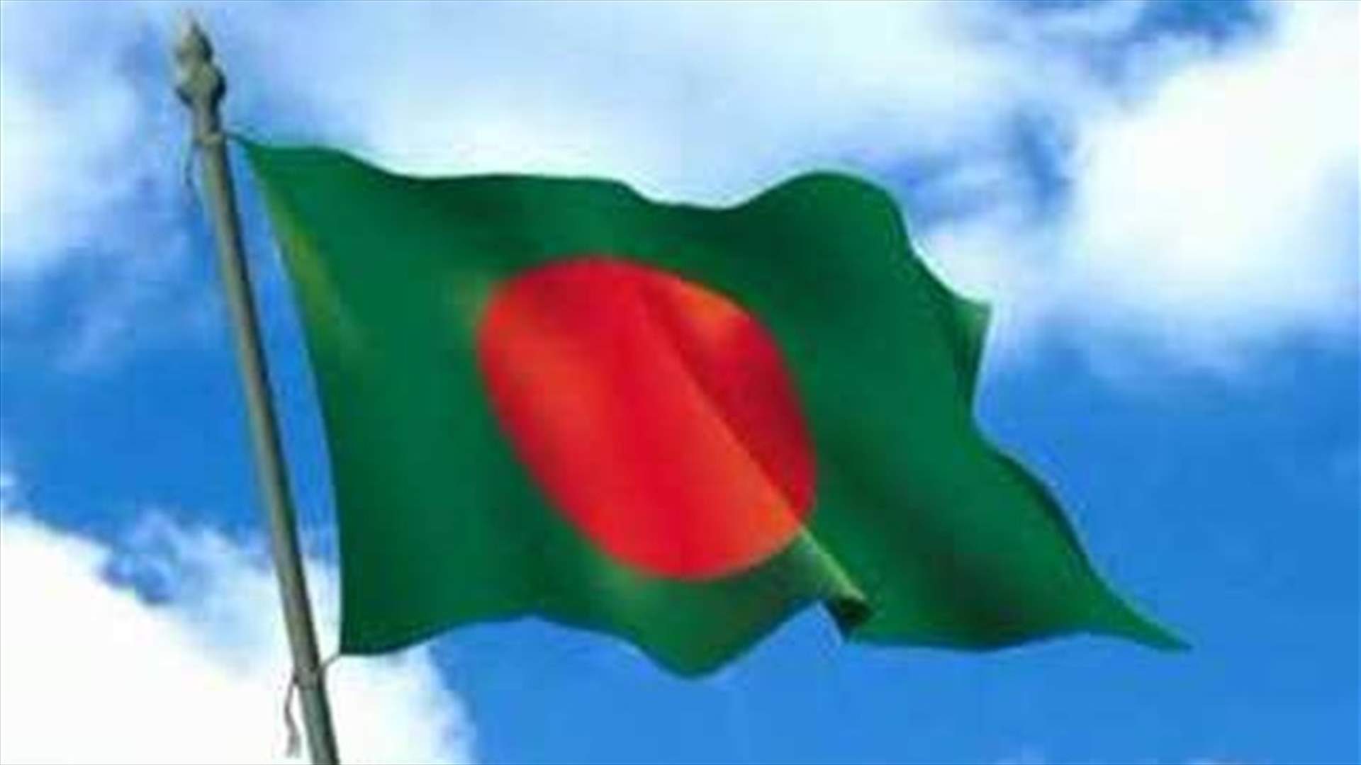 Liberal Bangladeshi blogger killed by machete-wielding attackers