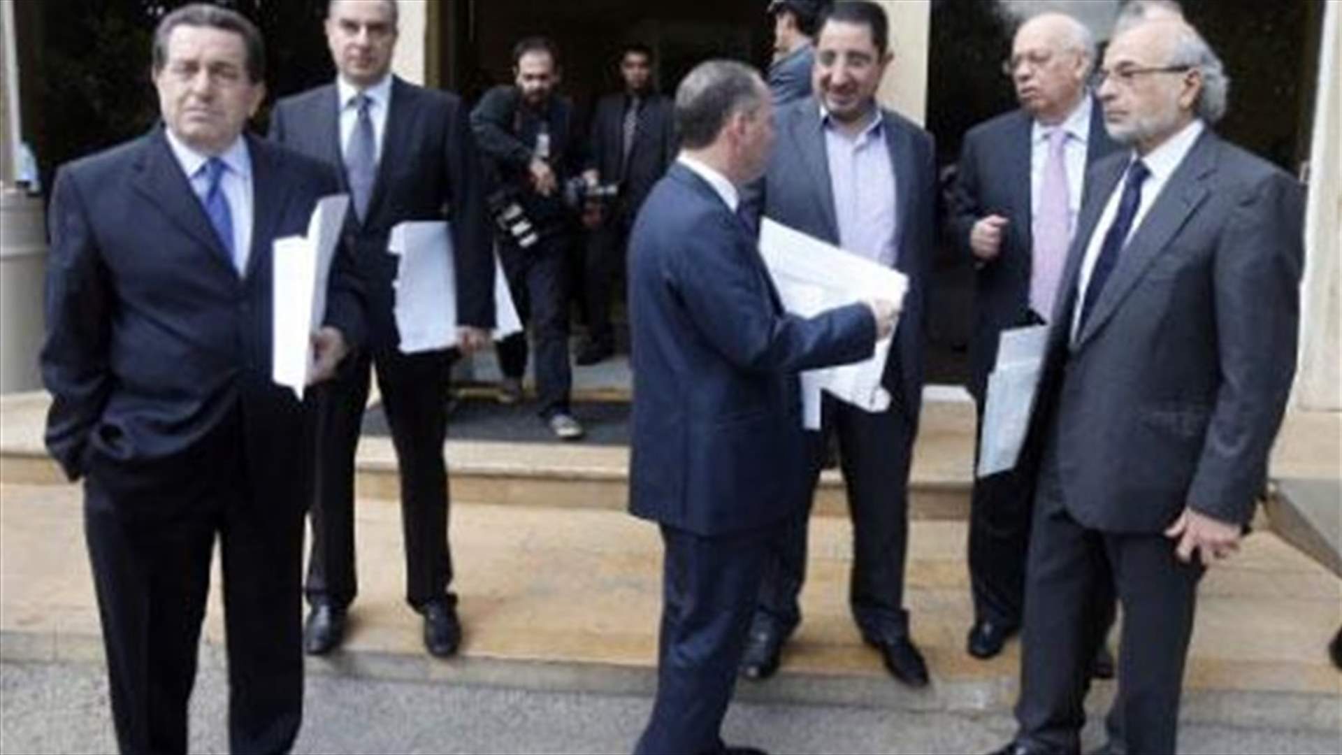الاخبار: من يوقف المصاريف السرية لأمن الدولة؟