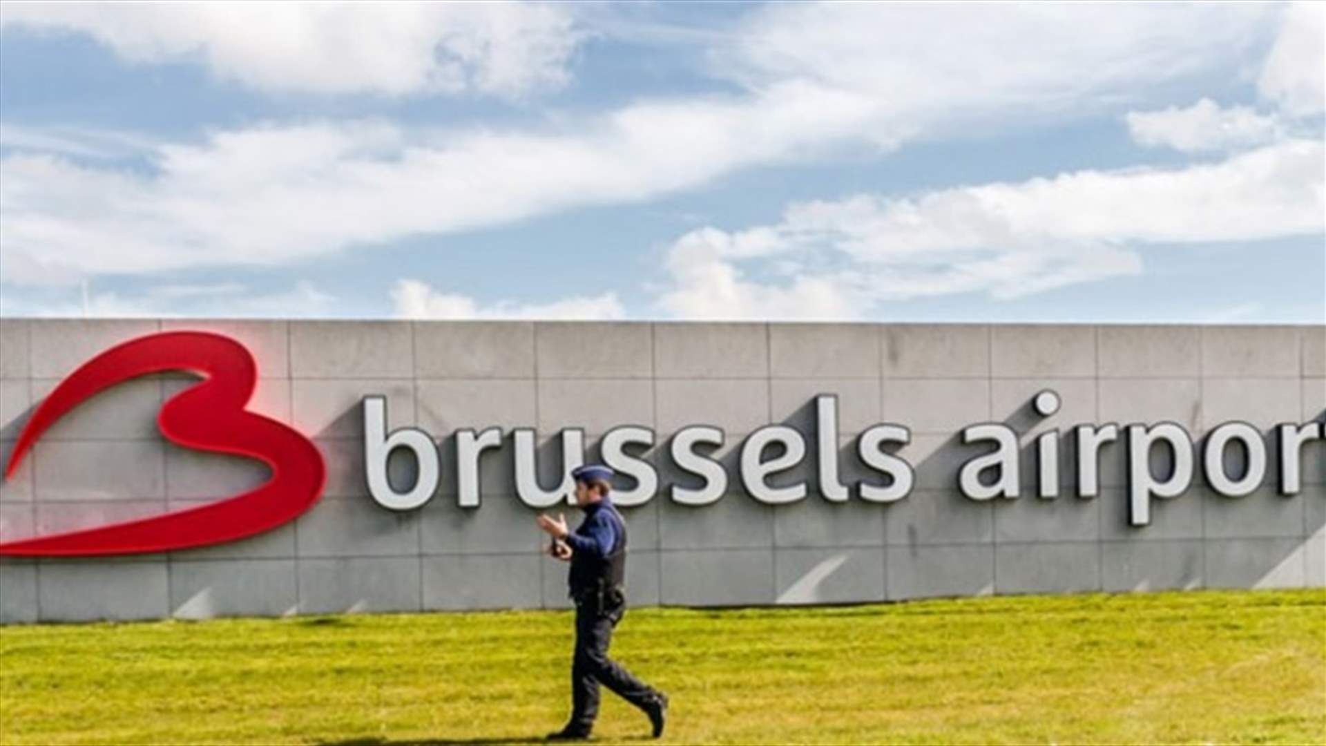 Brussels air traffic disrupted as controllers strike for second day