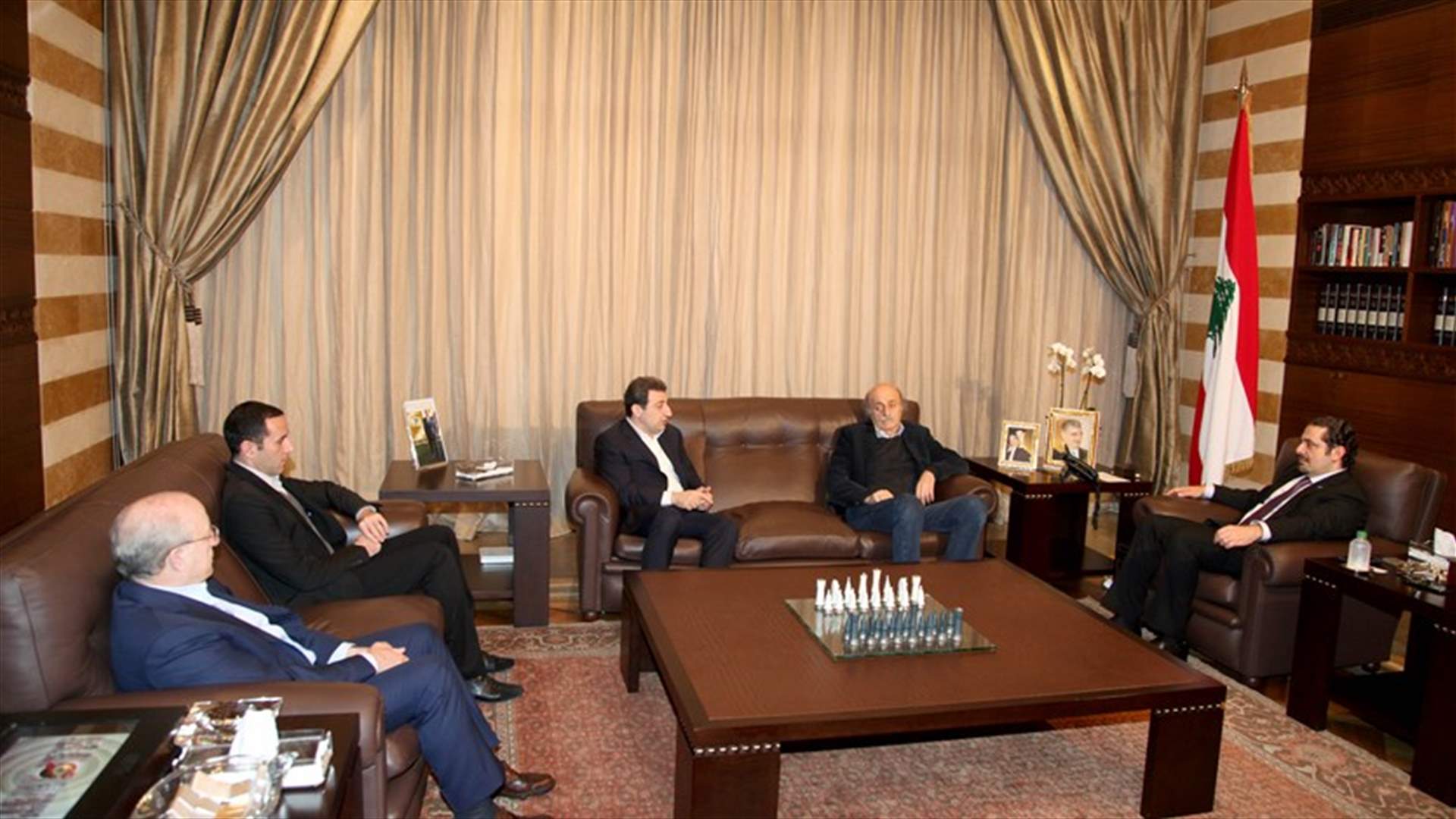 الحريري: نحن جادون بالانتخابات البلدية ونطلب من المواطنين النزول إلى صناديق الاقتراع