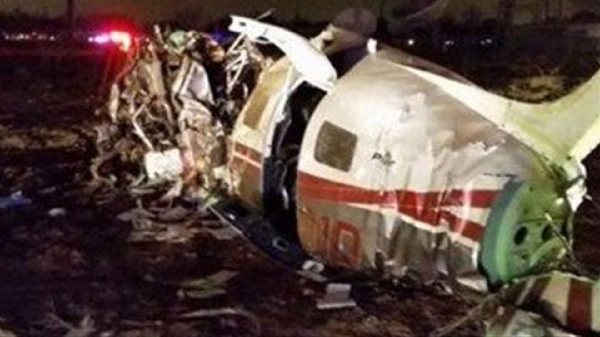 مصرع 12 شخصا في تحطم طائرة في غينيا