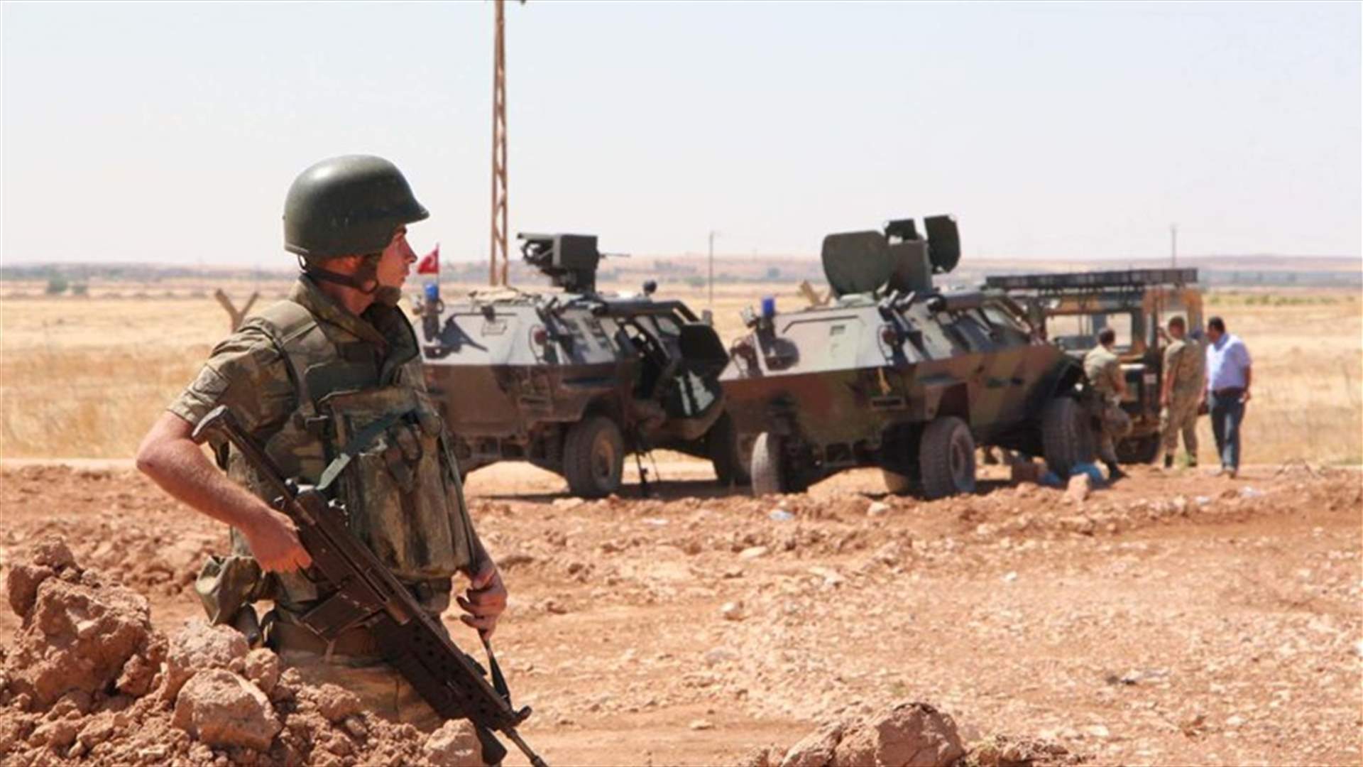 Islamic State advances near Turkish border and east of Aleppo
