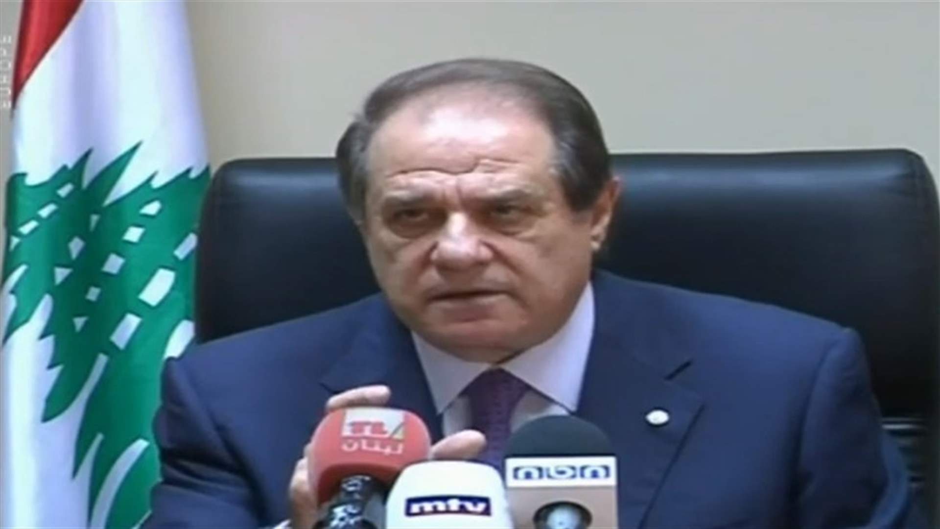 مستخدمو الضمان يعلقون إضرابهم