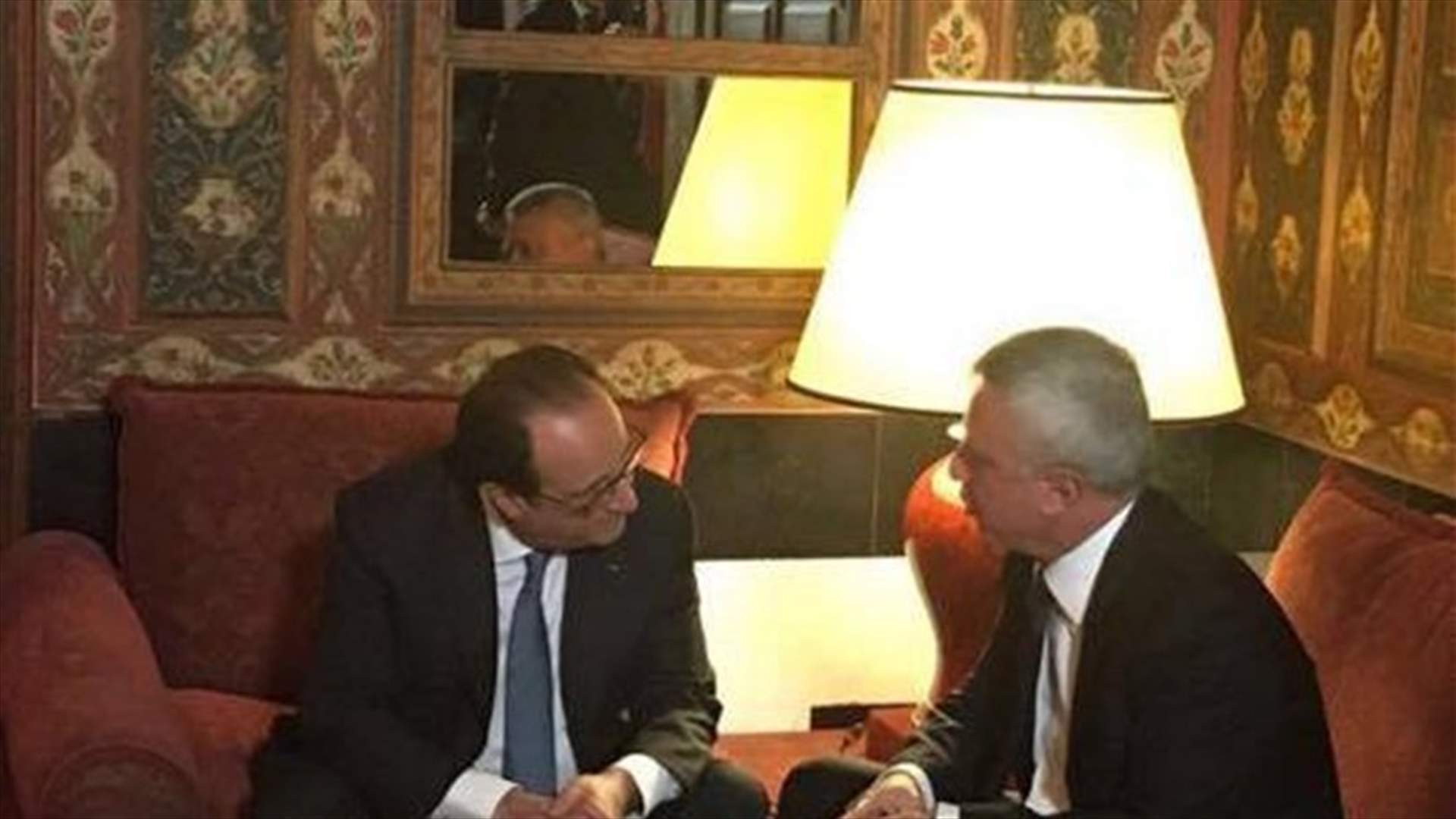 بالصورة: هولاند إلتقى فرنجية في قصر الصنوبر 