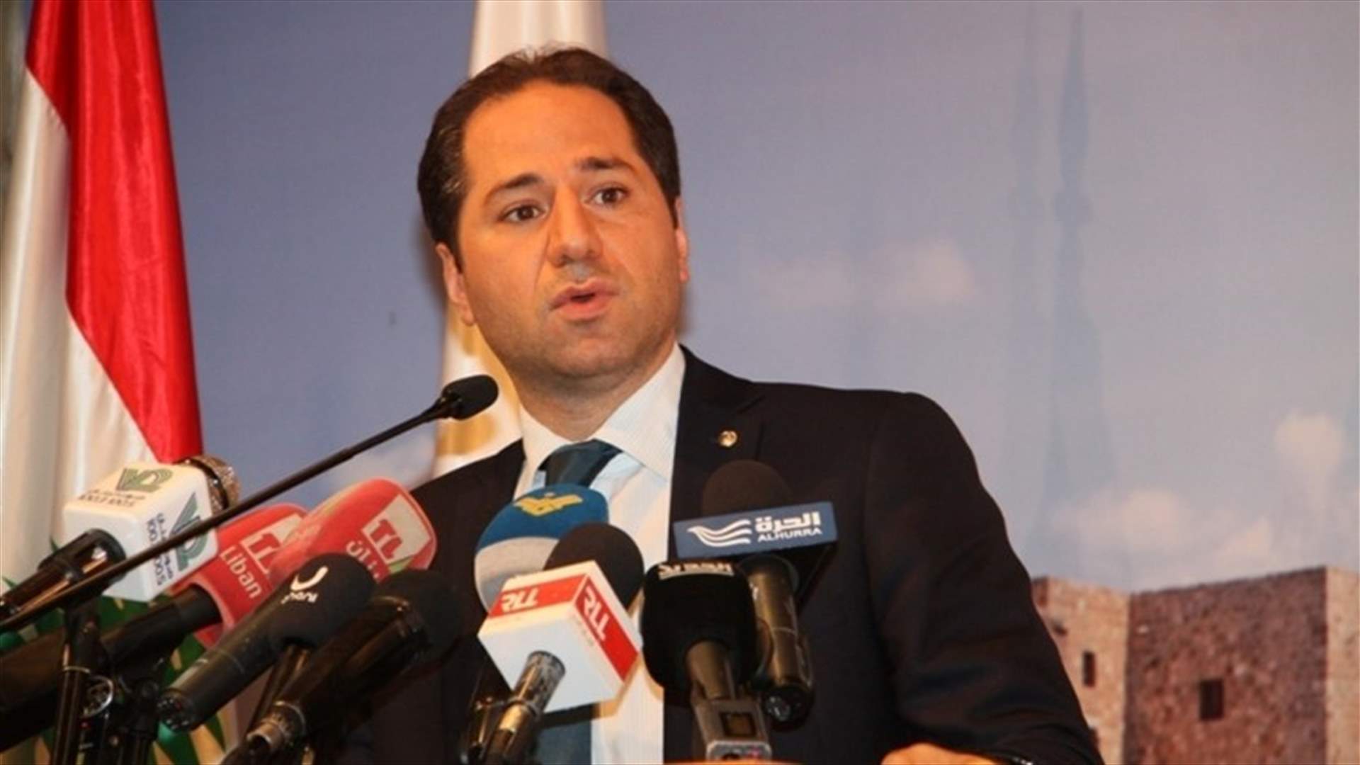 Gemayel says he supports Hawat’s bid for presidency of Jbeil's municipality 