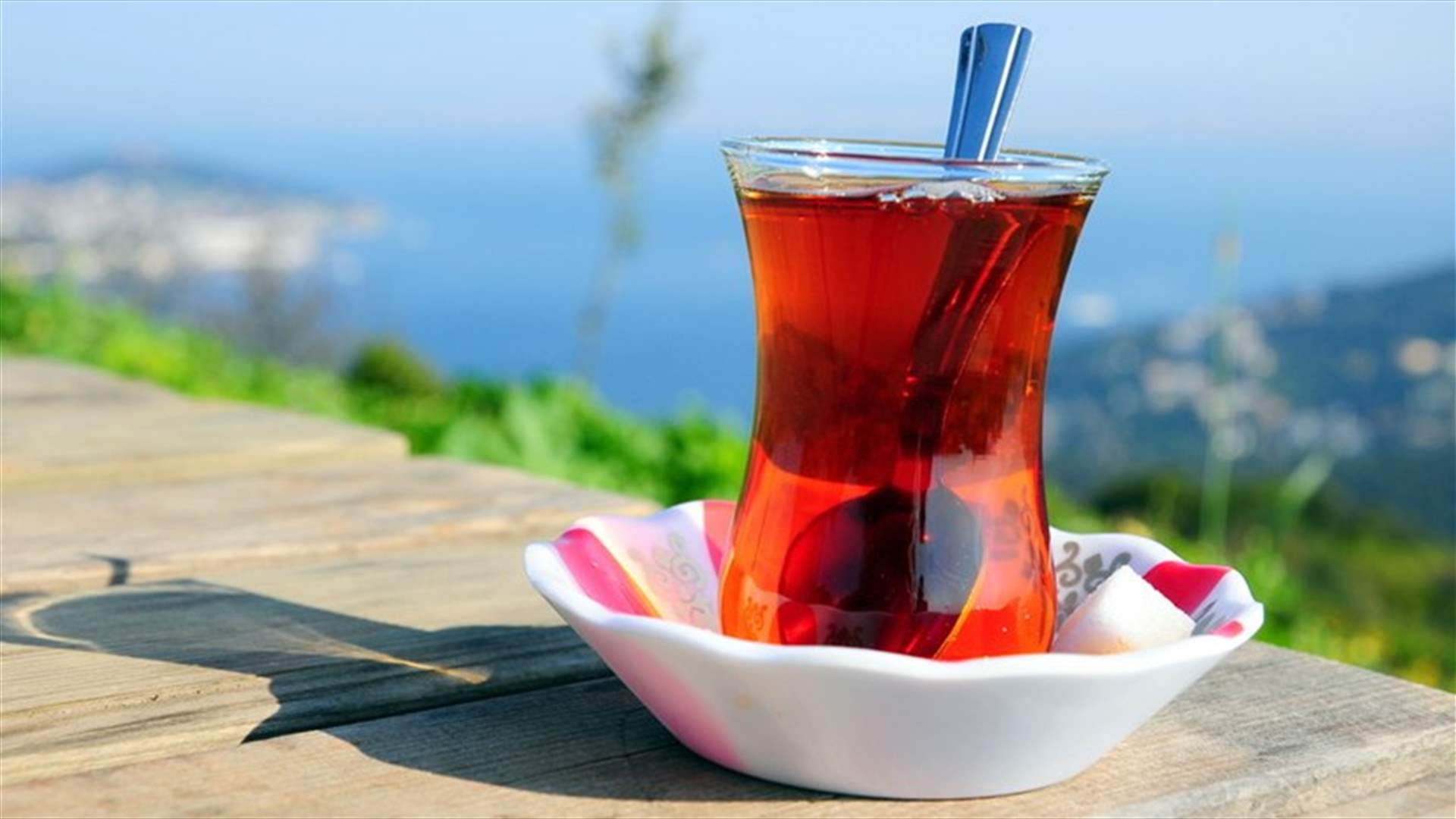قتله... بسبب سعر كوب الشاي