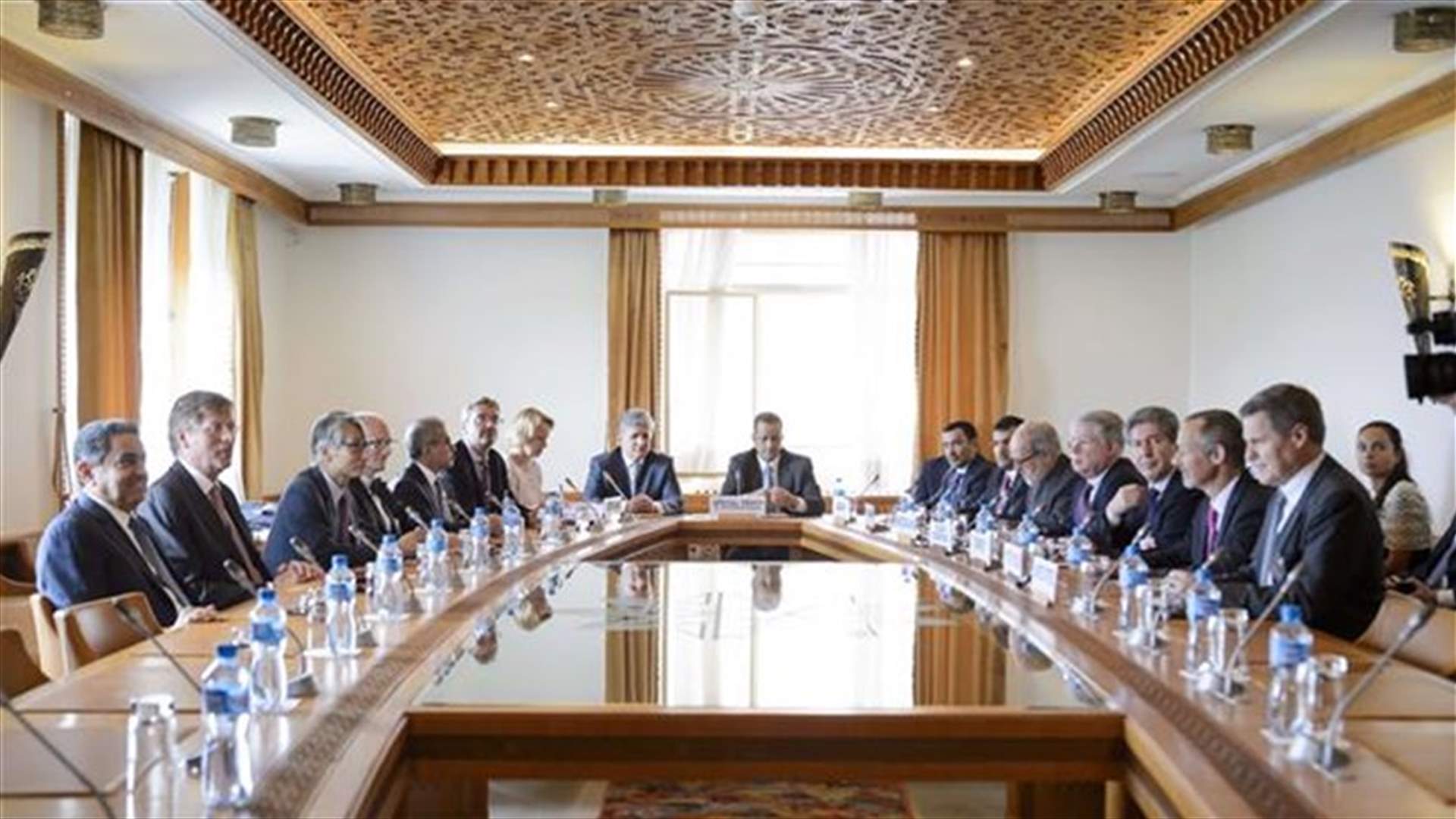 Yemeni government gives Houthis ultimatum to turn up to peace talks