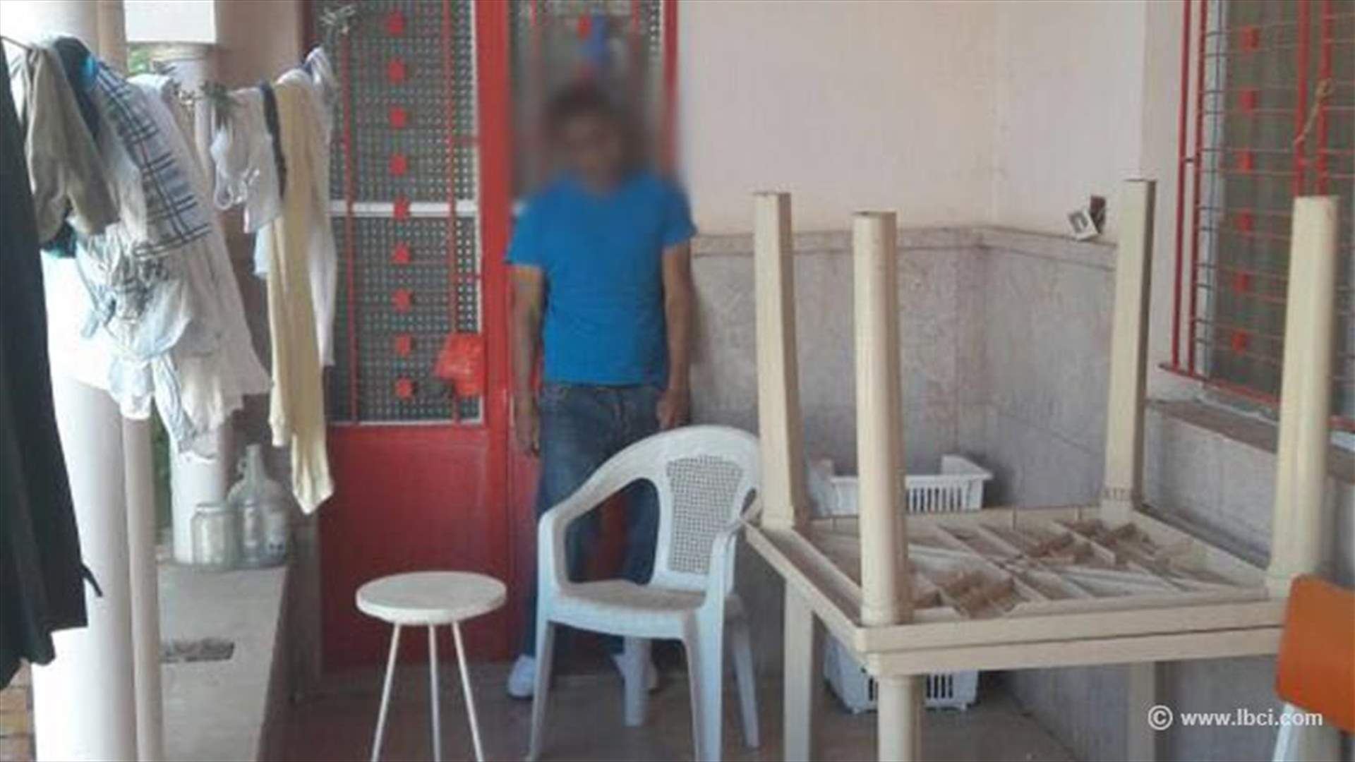 بالصور: العثور على جثة بريطاني في دير الأحمر