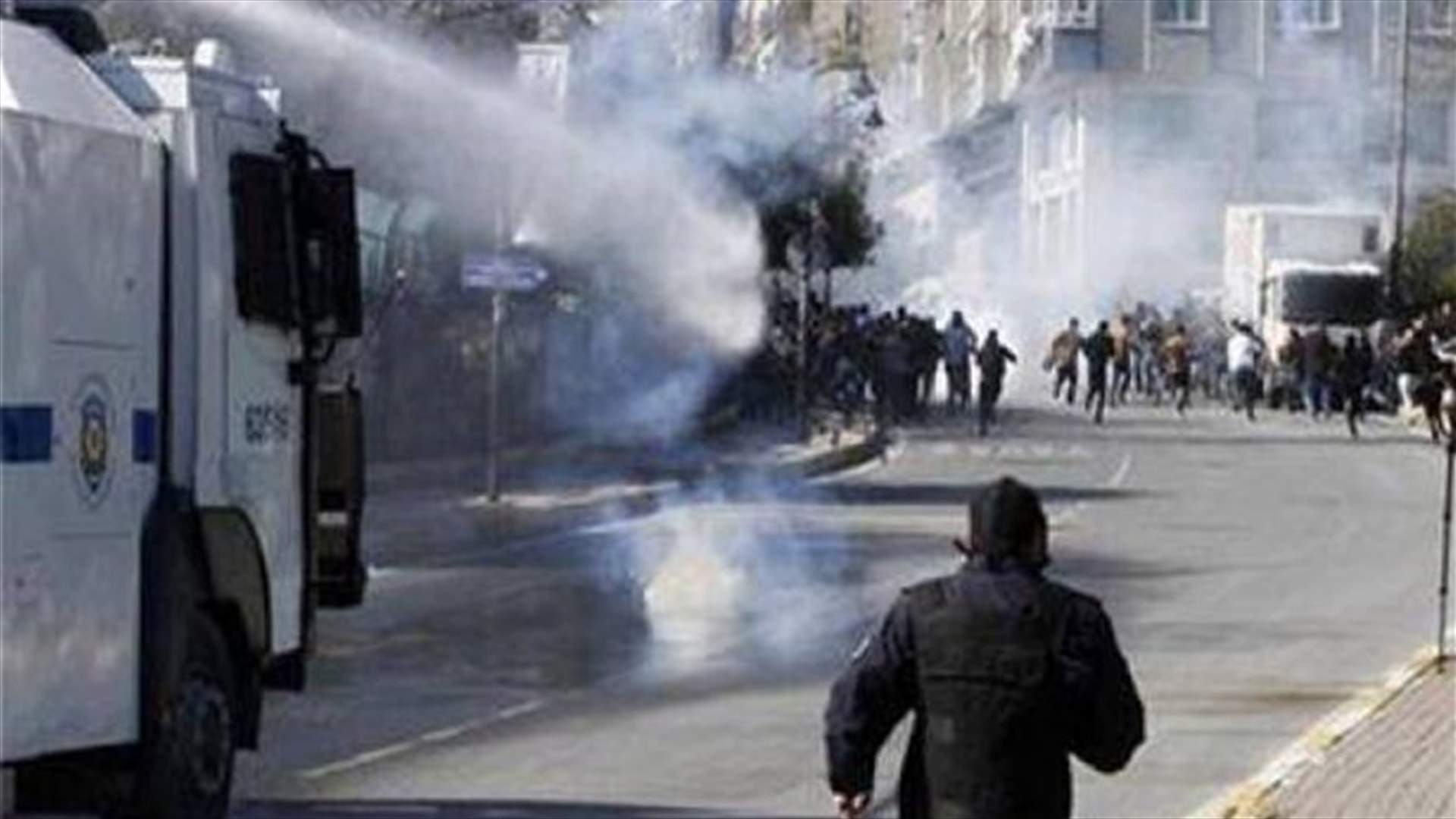 Egypt's security forces disperse small protests against Sisi