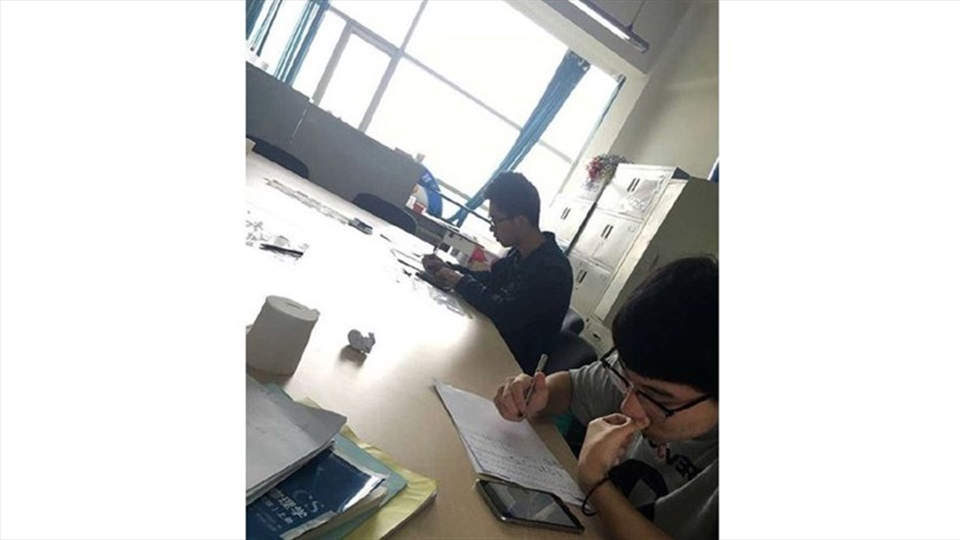 عقاب غريب لتلميذ تأخّر في الوصول إلى جامعته