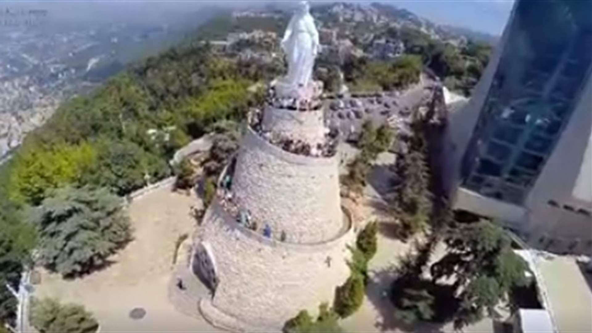 بالصور والفيديو....الاماكن الدينية في لبنان كما لم تشاهدها من قبل