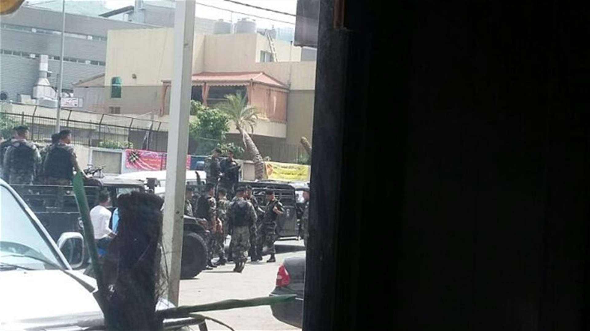اشكال بين آل مشيك وآل زعيتر في صحراء الشويفات