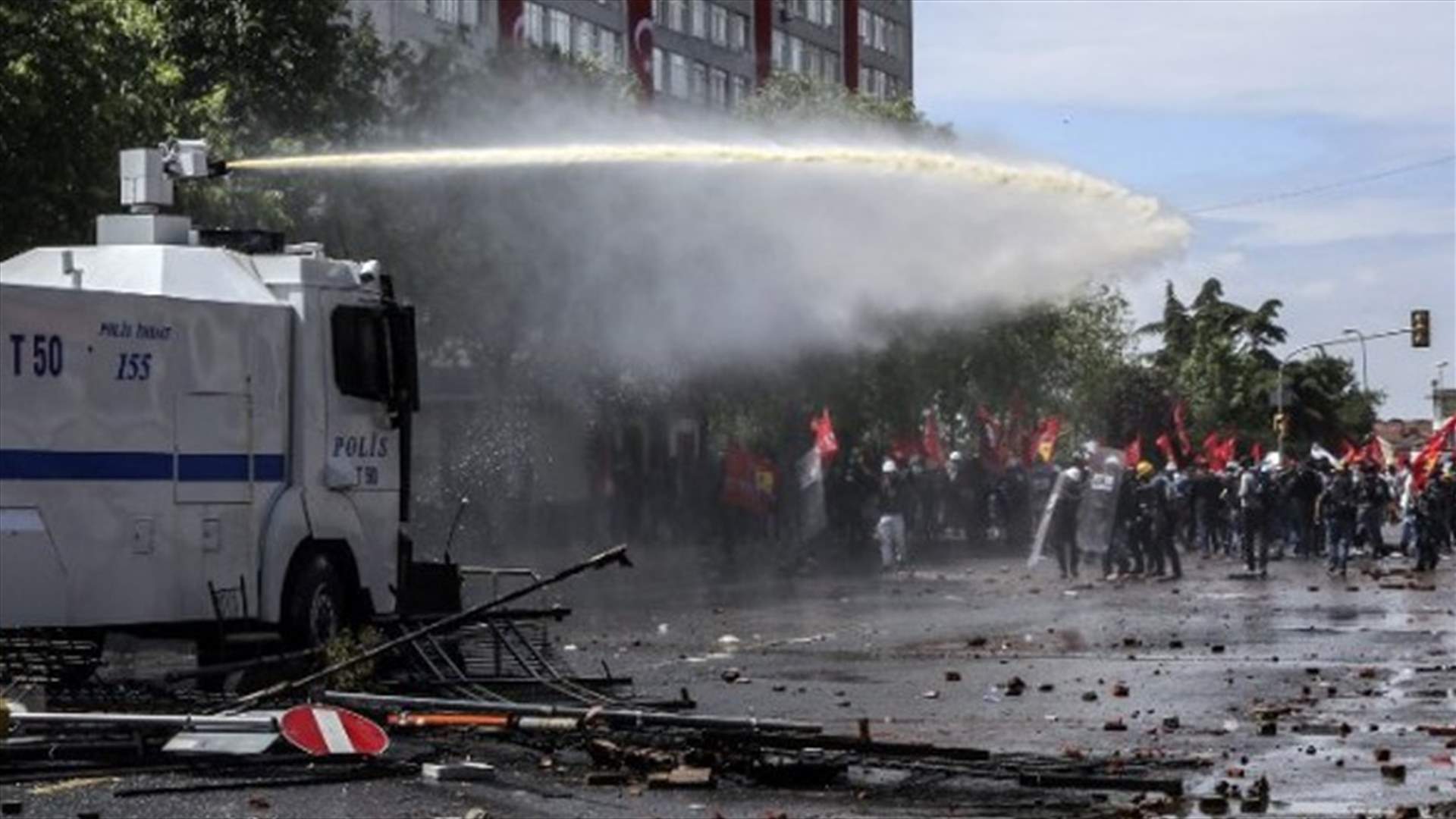 الشرطة التركية تقمع احتجاجات بمناسبة عيد العمال
