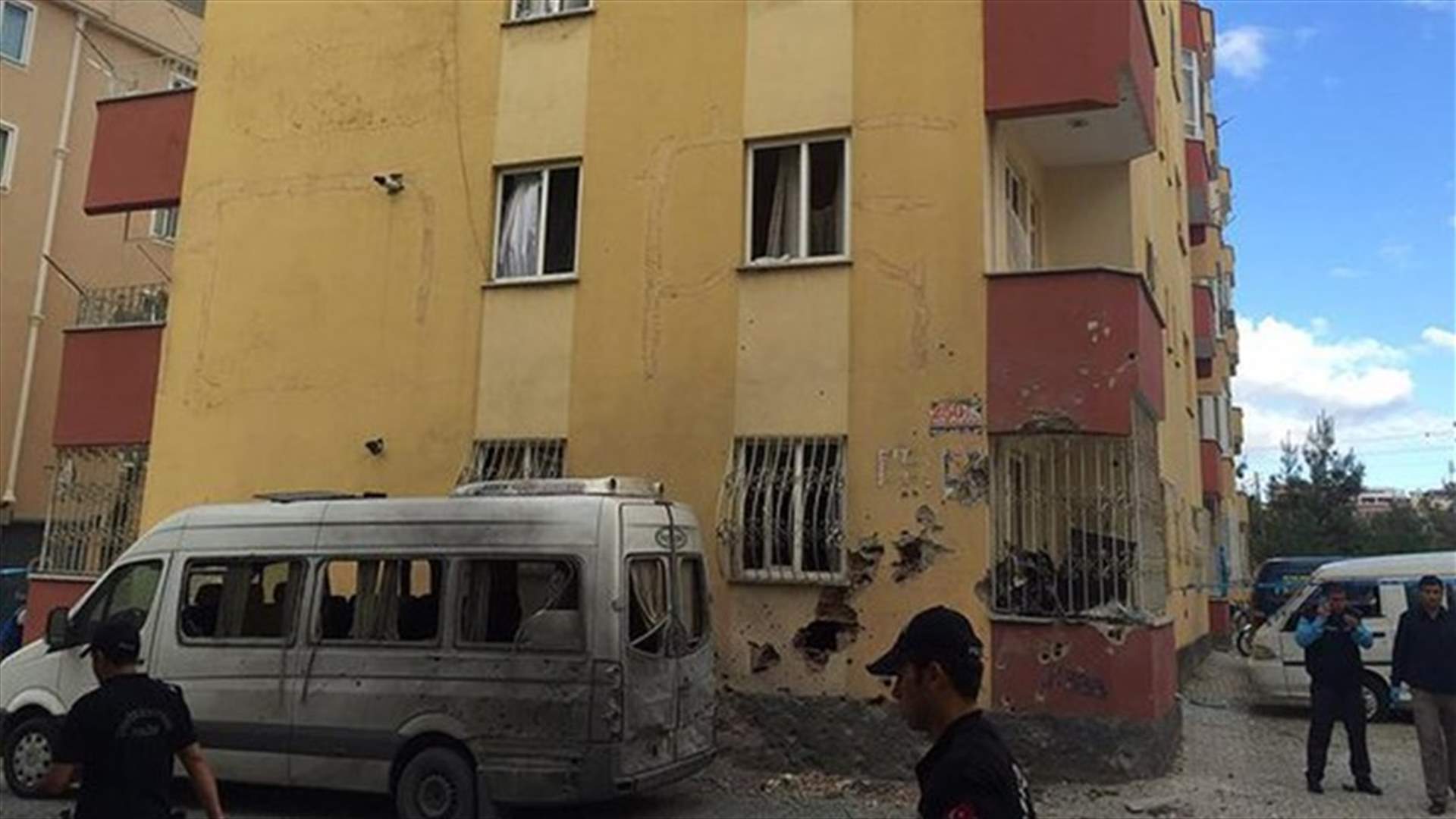 عدد من الجرحى اثر سقوط صاروخين على بلدة كيليس التركية