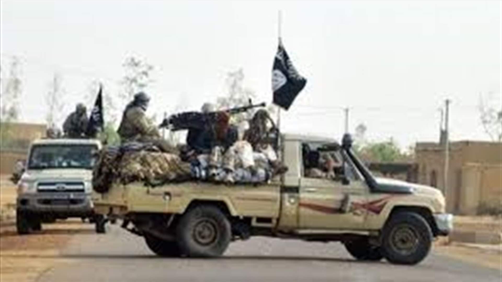 Al Qaeda militants begin to leave two Yemeni towns - residents