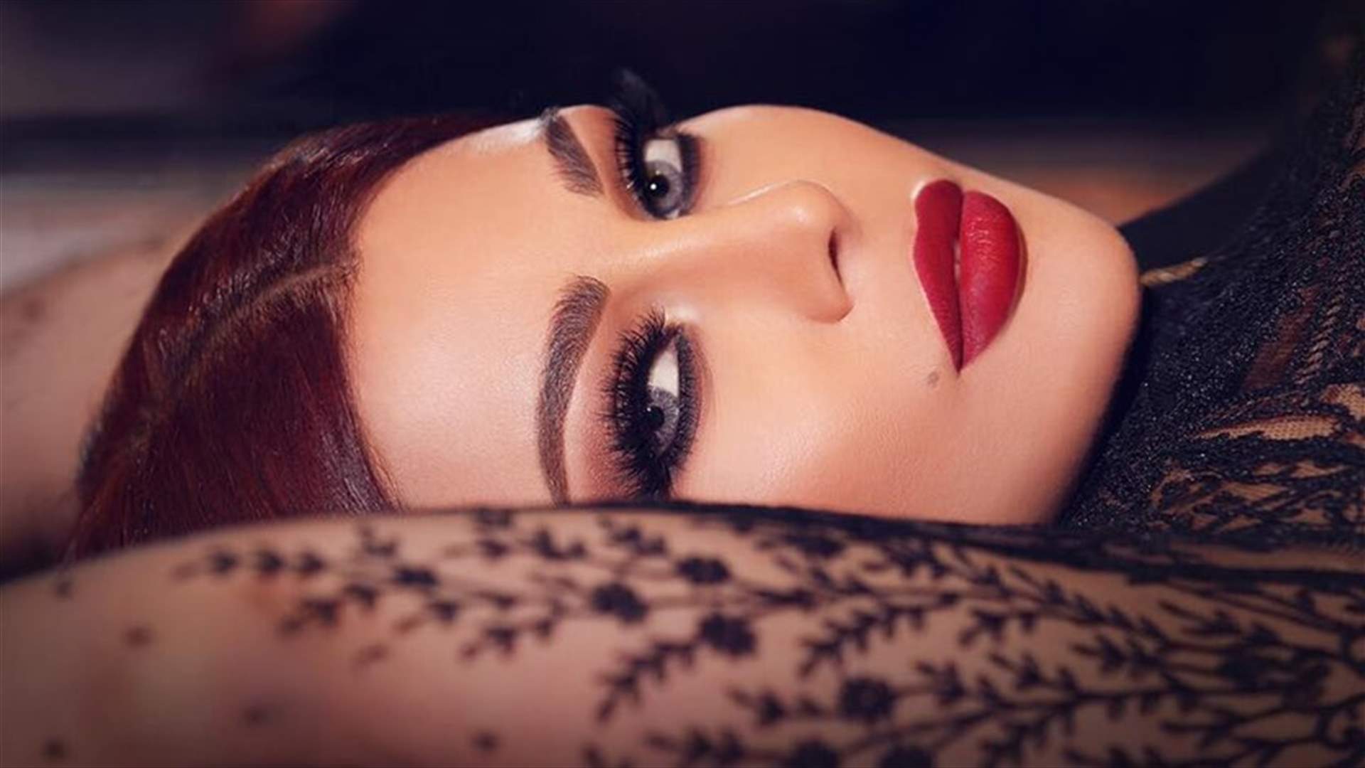 بالصورة: رسالة قاسية من هيفا وهبي... إلى من؟