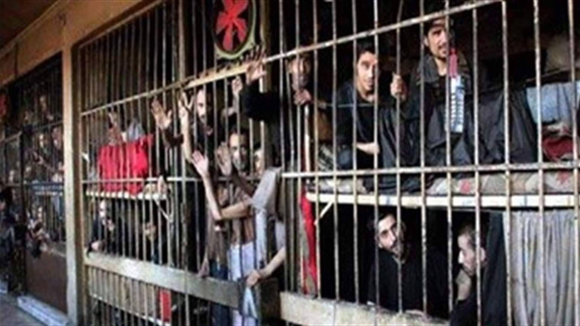Syrian prisoners in deal to end mutiny -rights activists