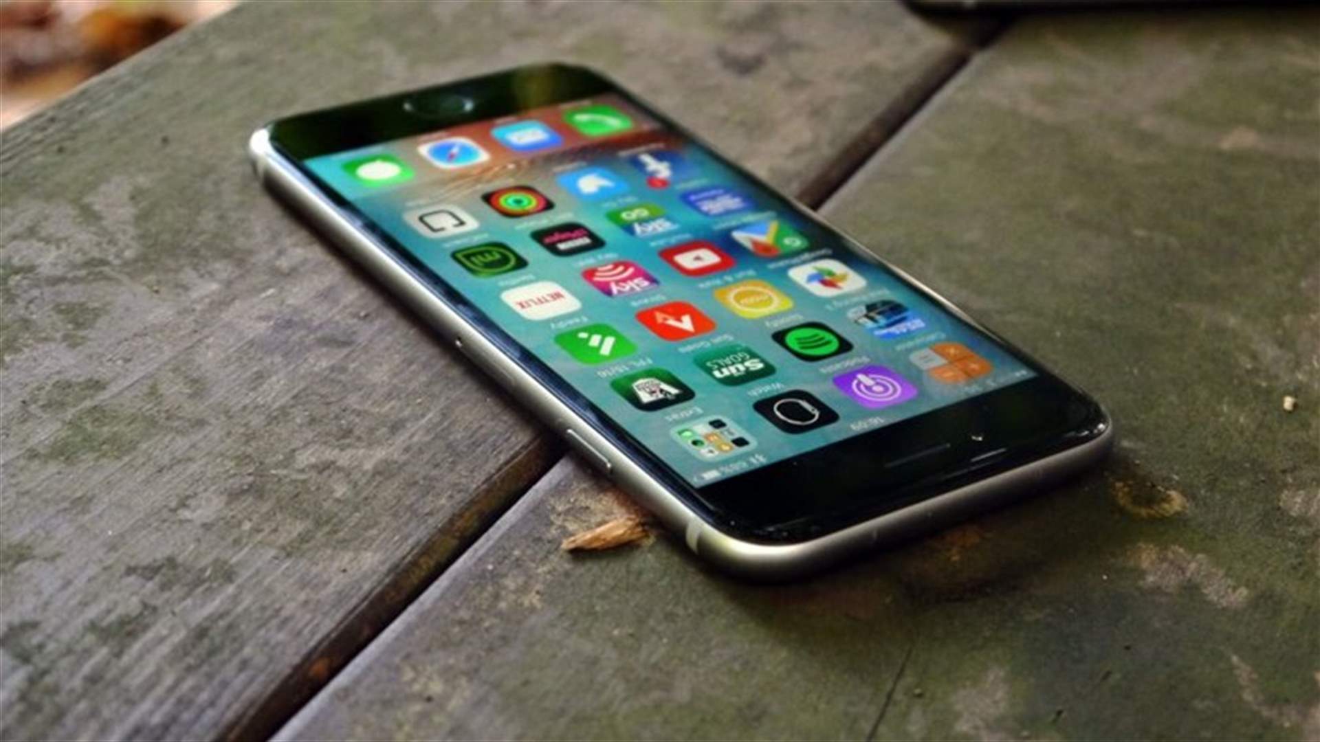 الصوّر المسربّة الأولى لهاتفي iPhone 7 وiPhone 7 Plus
