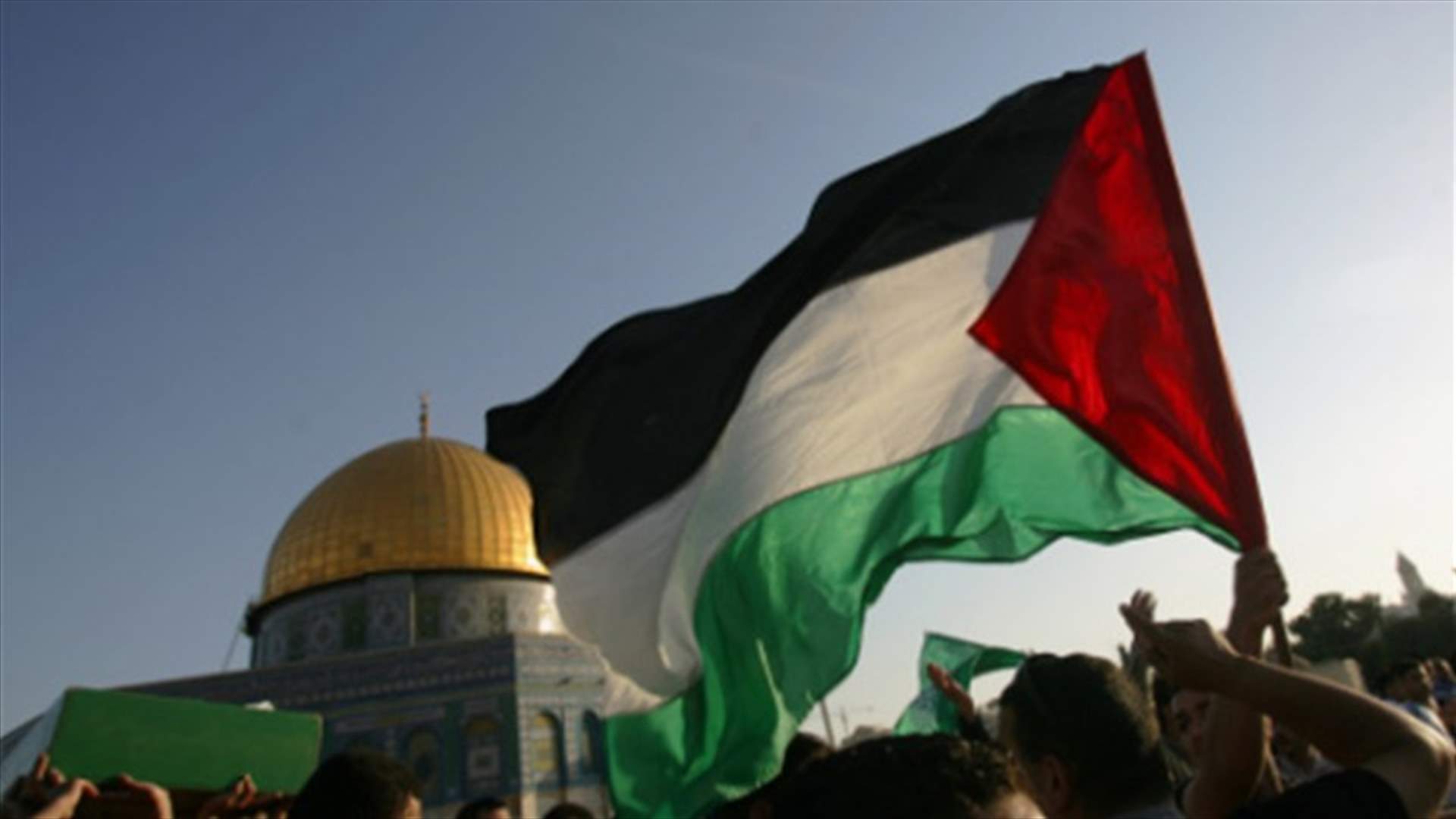 اسرائيل تحتجز ناشطا فلسطينيا لإعاقة عمل الجيش في الضفة الغربية