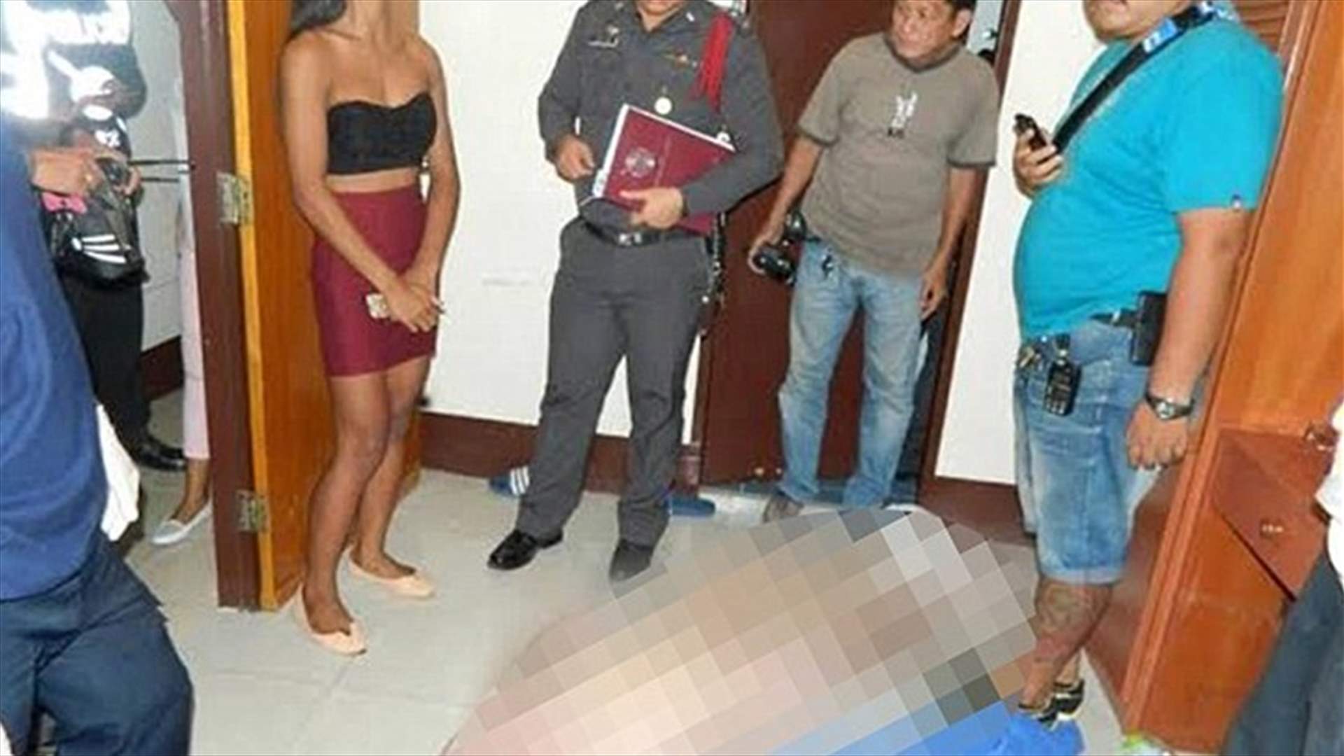 بالصورة: عثر عليه جثة عارية في الفندق بعد ممارسته الجنس 