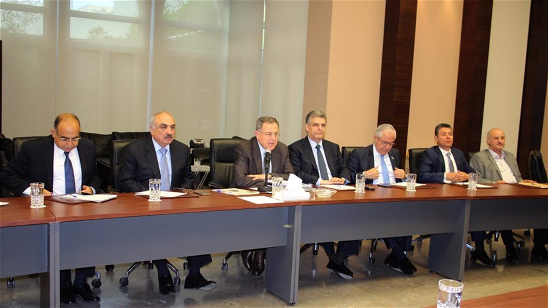 Hezbollah exposes Lebanon’s economic and financial security to danger - Future bloc
