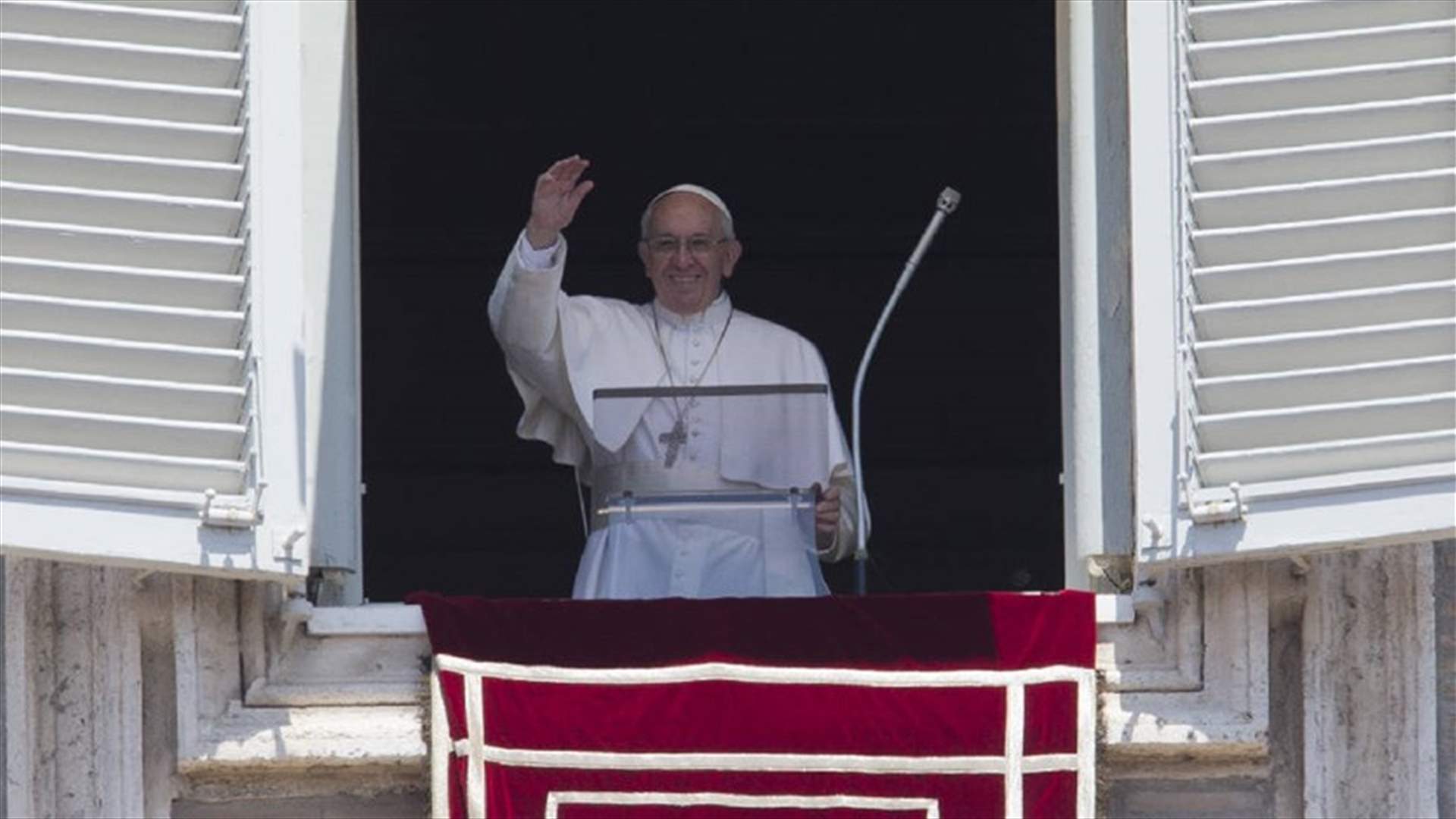 Pope meets top Egyptian cleric, ending five-year freeze in relations
