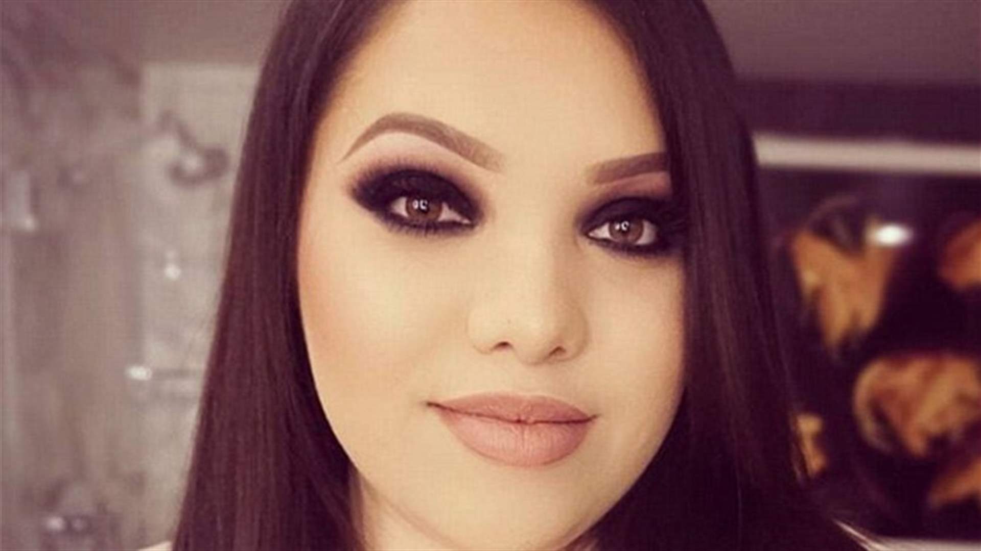 بالفيديو: طريقة مثاليّة لوضع كريم الأساس باستخدام الجوارب!