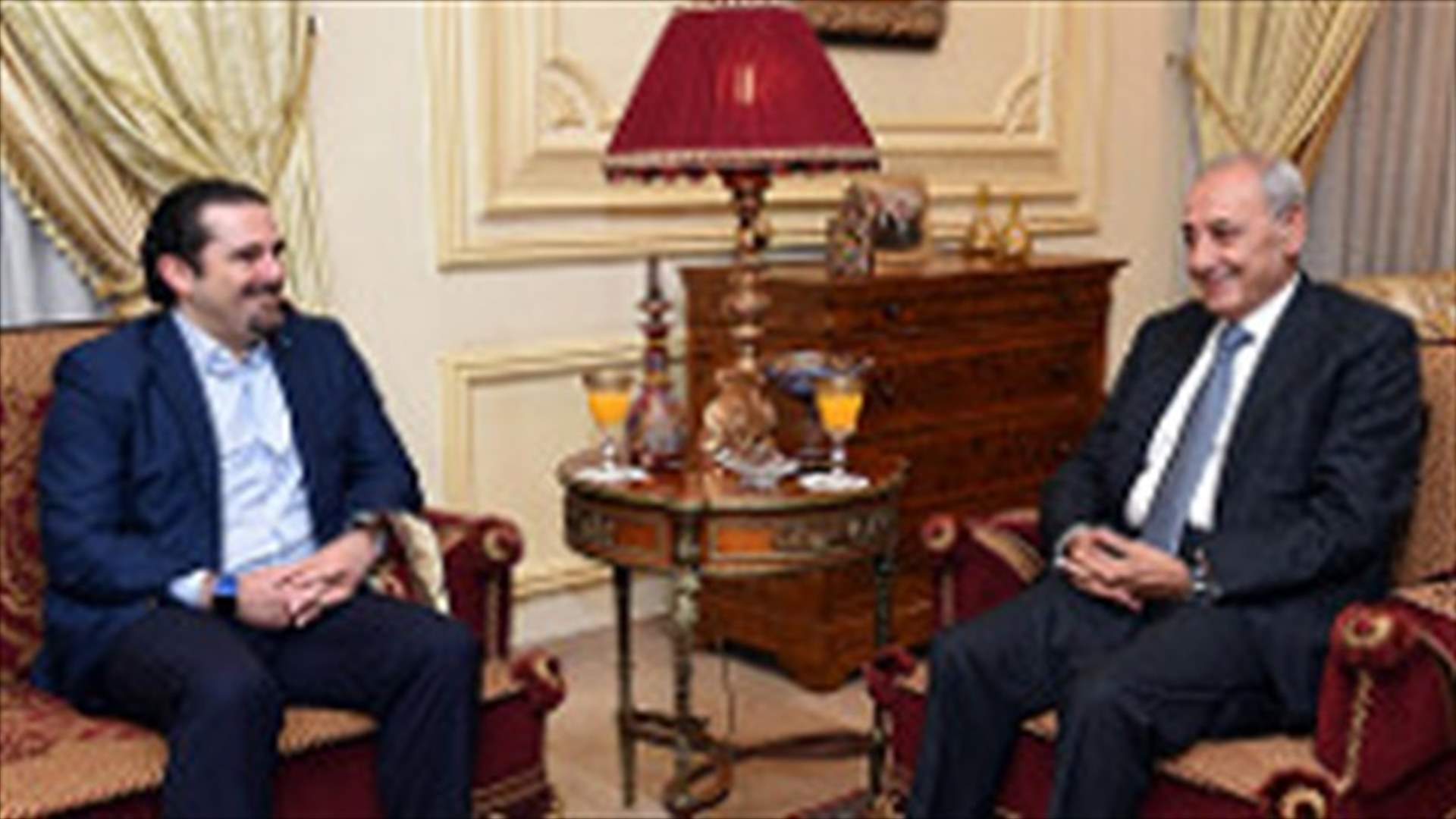 Berri meets Hariri in Ain el-Tineh 