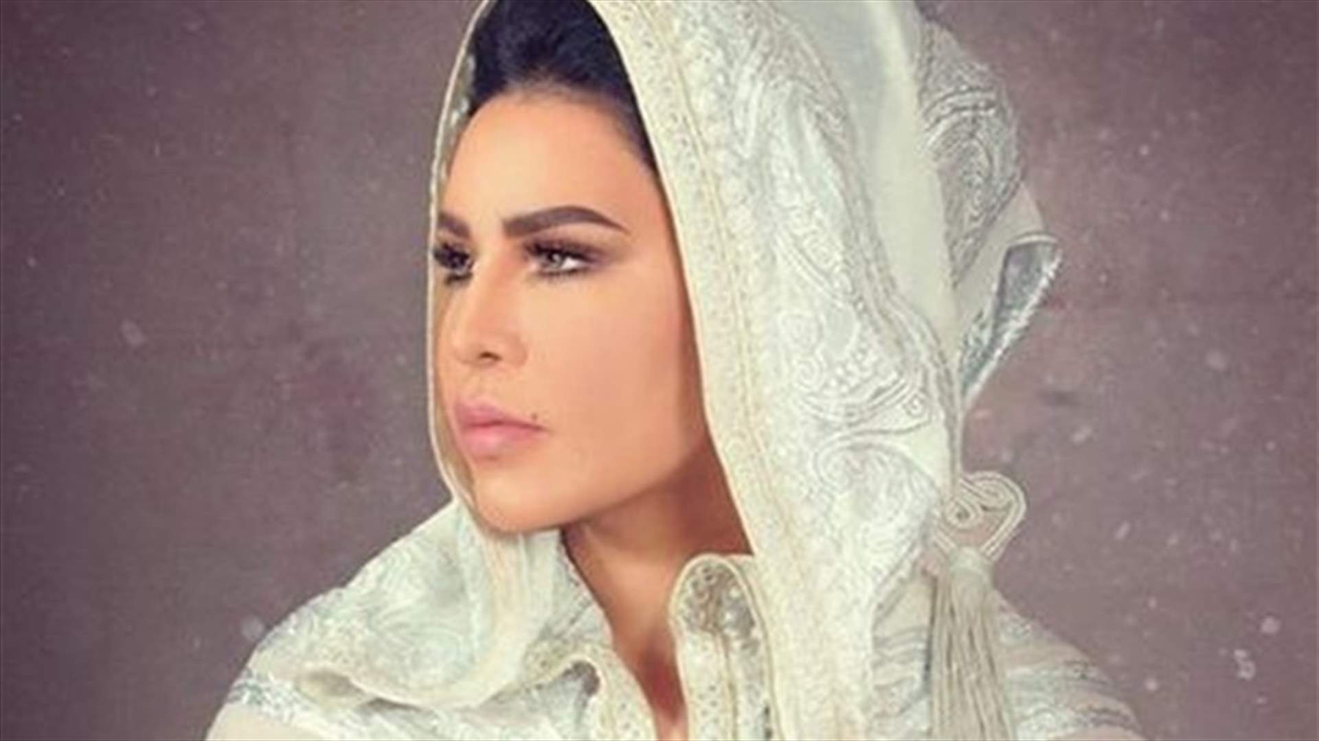 تفاصيل إعتزال أحلام بعد ارتدائها الحجاب