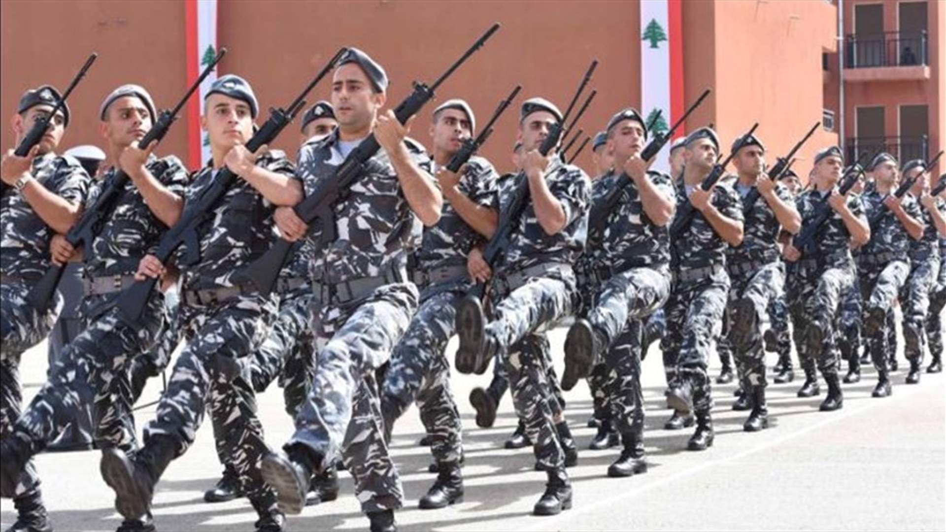 اللواء بصبوص: للتعامل بحكمة وترو مع التغيرات والمستجدات السياسية
